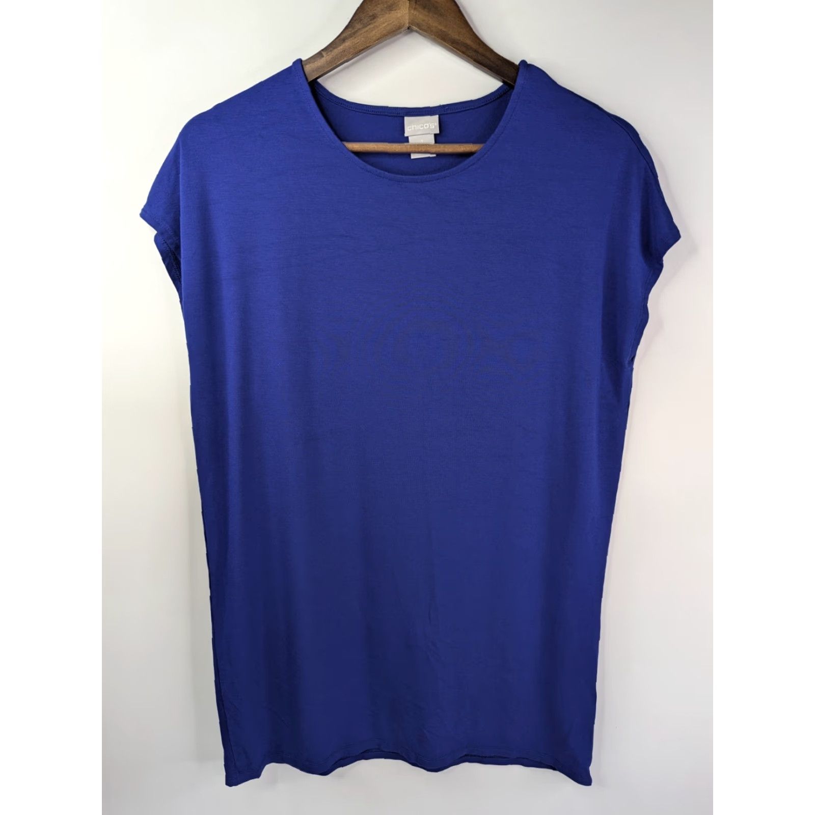 Vintage Chico's Shirt Tunic Top Women Blue Wedge Short Sleeve Round Neck Pullover Knit Rayon Blend 1 Medium Size M / US 6-8 / IT 42-44 - 2 Thumbnail