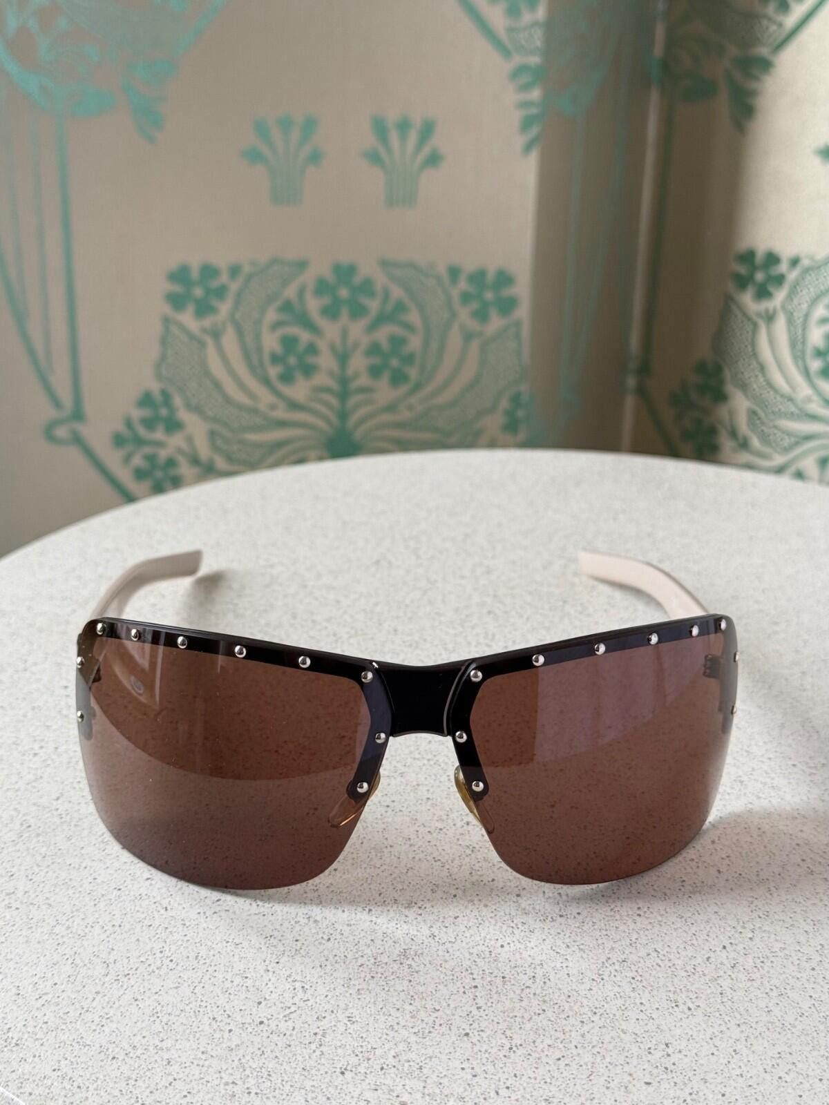 Gucci 2000 Vintage Gucci Monogram Beige Mask Sunglasses GG 1819/S Size ONE SIZE - 11 Thumbnail