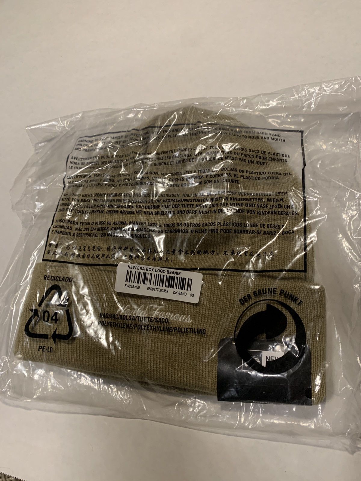 Supreme Supreme Box Logo “World Famous” Beanie New Era FW/23 Size ONE SIZE - 2 Thumbnail