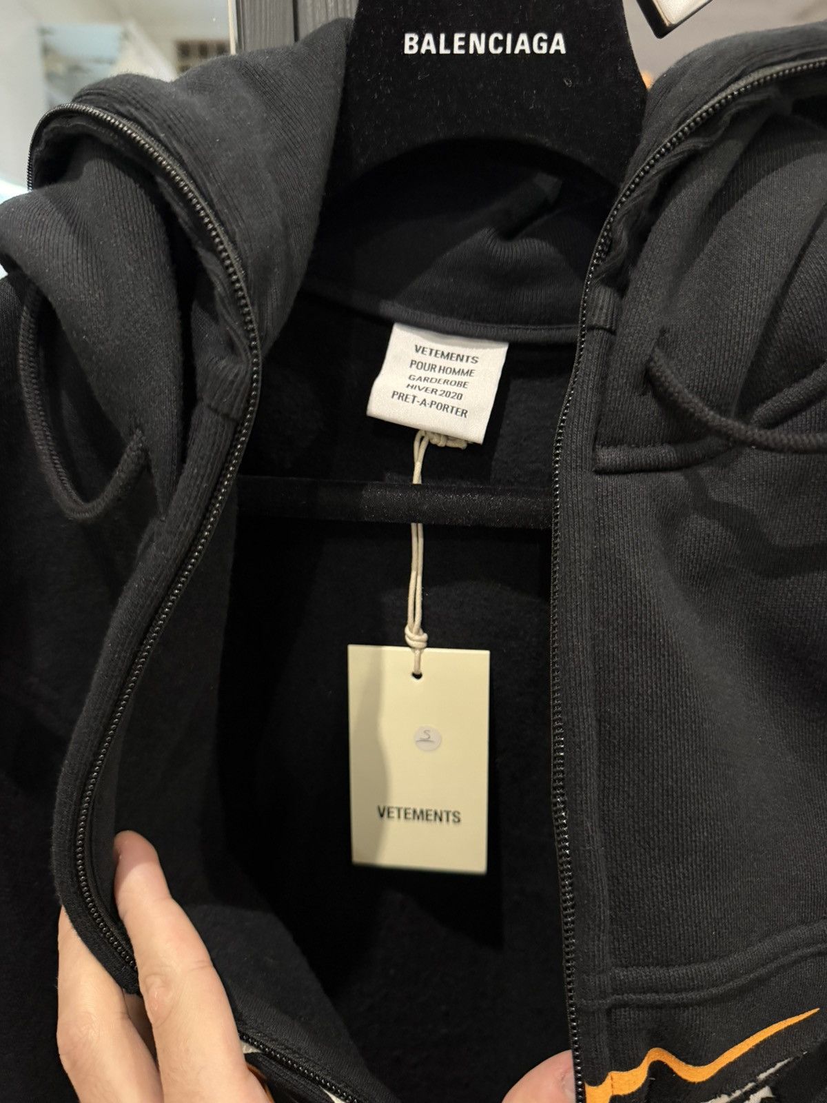 Vetements VETEMENTS HOCUS POCUS ZIP HOODIE Size US S / EU 44-46 / 1 - 2 Thumbnail