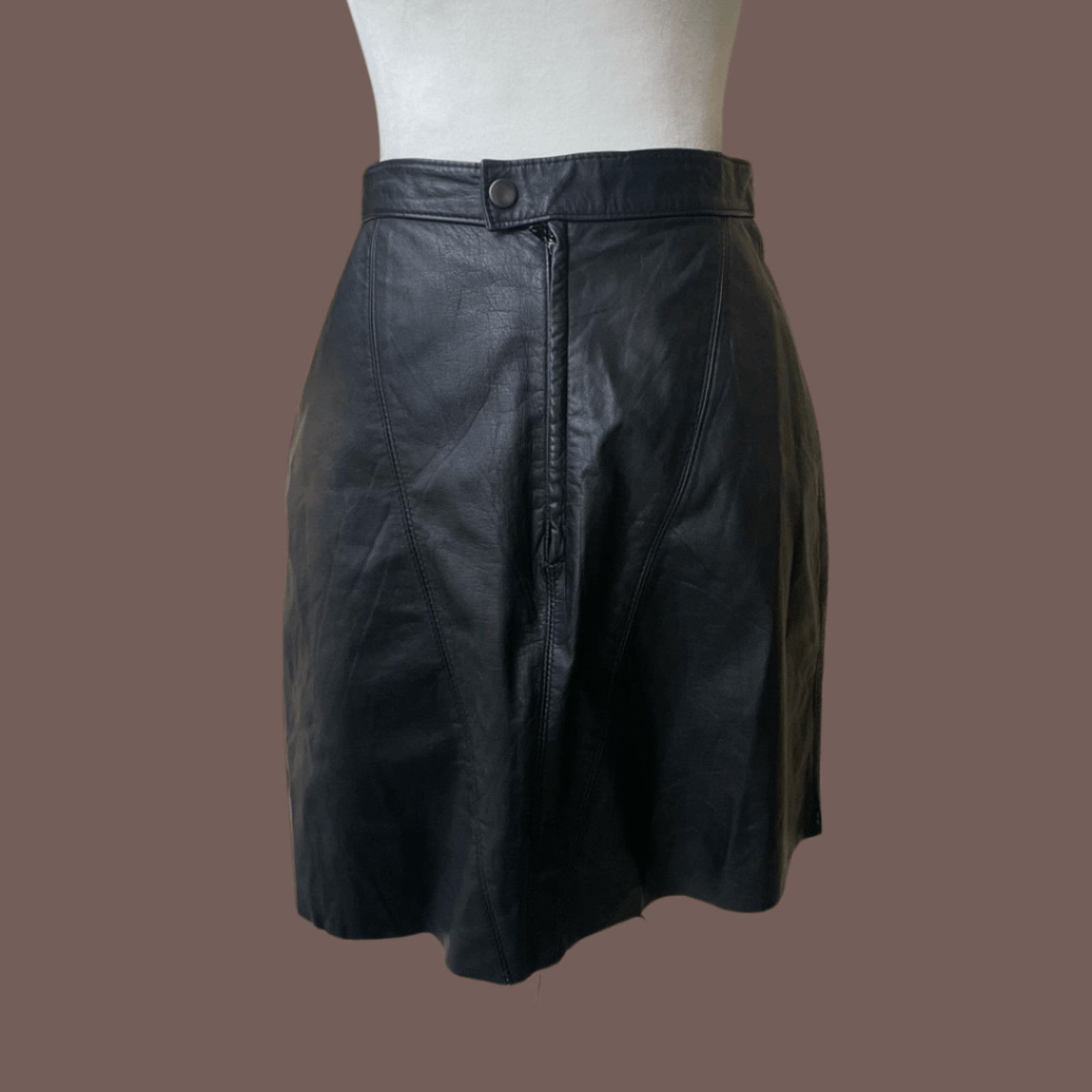 Vintage VTG Leather Mini Skirt | Pelle Black A-Line | 90s Minimal Size 26" / US 2 / IT 38 - 1 Thumbnail