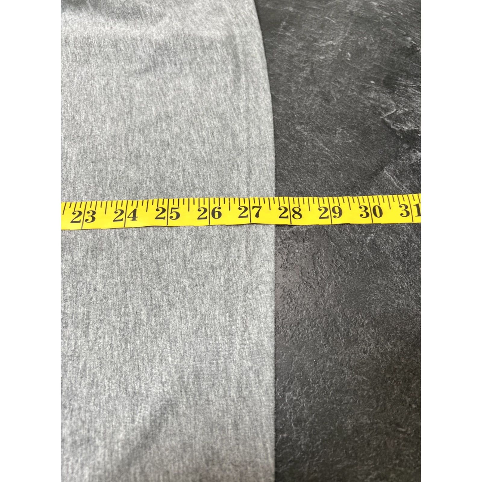 Vineyard Vines Vineyard Vines Men's Long Sleeve T-Shirt Size Large Gray Blue Regular Fit Classic 2010s Size US L / EU 52-54 / 3 - 6 Thumbnail