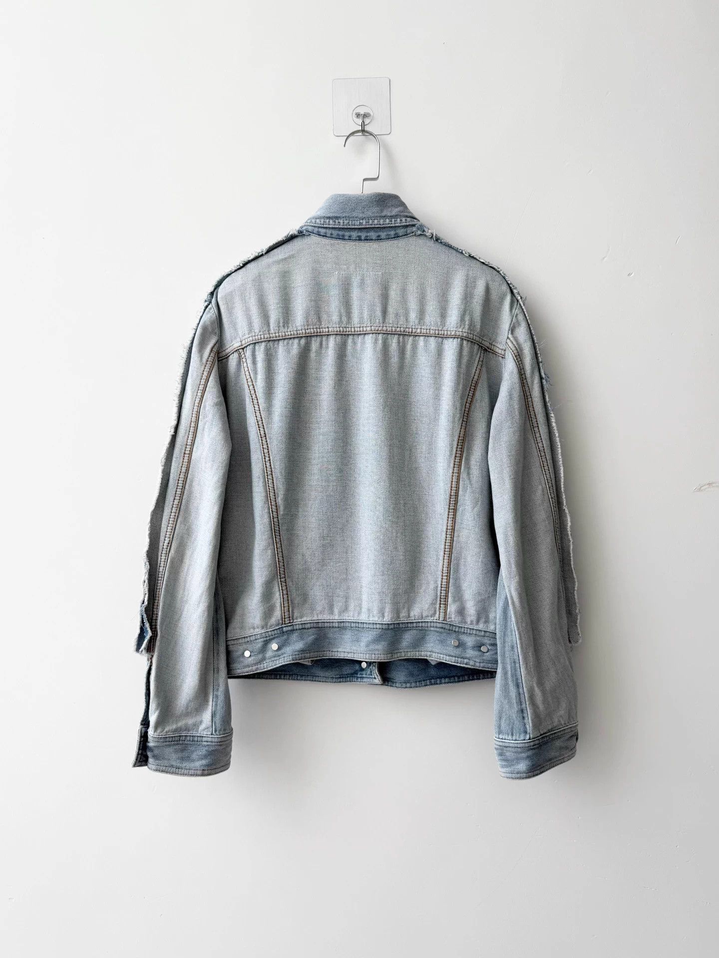 MM6 MM6 S/S17 Deconstructed Distressed Light Blue Jacket Size S / US 4 / IT 40 - 3 Thumbnail