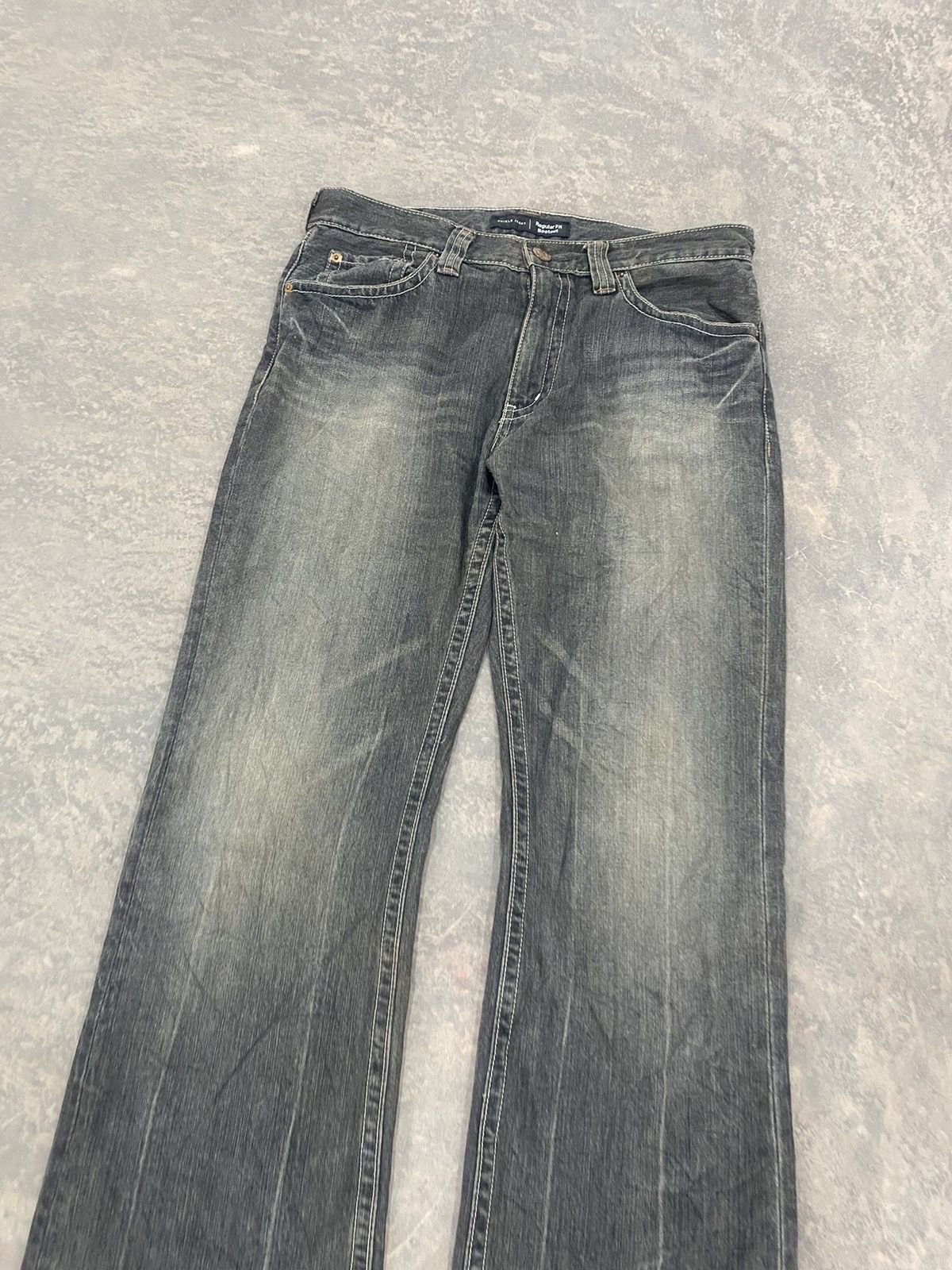 Le Grande Bleu (L.G.B.) UNIQLO JAPAN FLARE JEANS WASH BLACK LGB BOOTCUT 90s PANTS Size US 32 / EU 48 - 4 Thumbnail