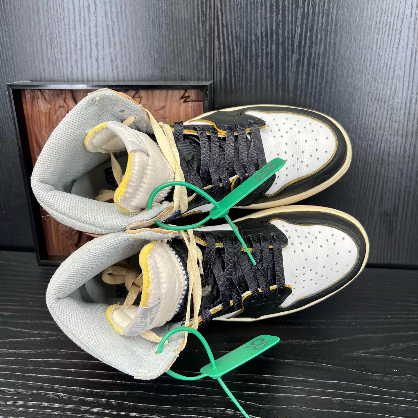 Nike Jordan 1 Union Black Red 41 Size US 8 / EU 41 - 7 Thumbnail