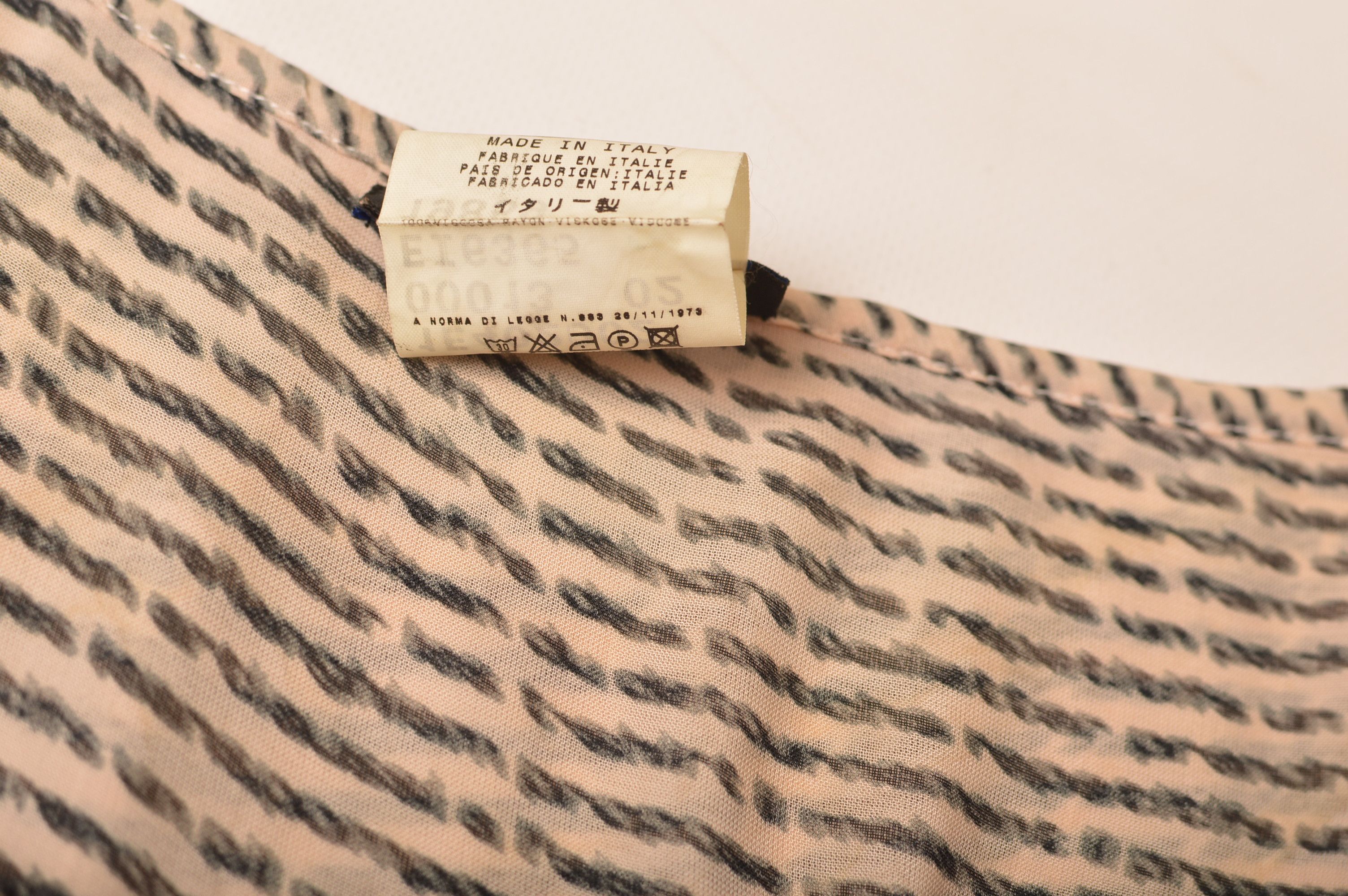 Designer × Vintage J's Exte Blurry Print Vintage Asymmetrical Viscose Skirt Size 32" / US 10 / IT 46 - 6 Thumbnail