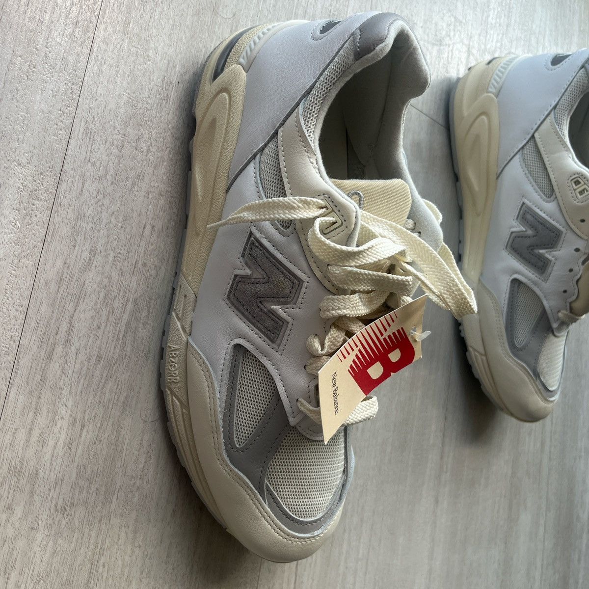 New Balance New Balance 990vv2 MiUSA Teddy Santis Sea Salt Sneakers Size US 12 / EU 45 - 5 Thumbnail