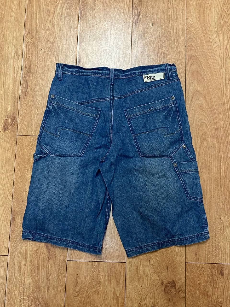 Rip Curl 🩳Rip Curl Surf – Streetwear Vibes 🩳 Size US 33 - 1 Thumbnail