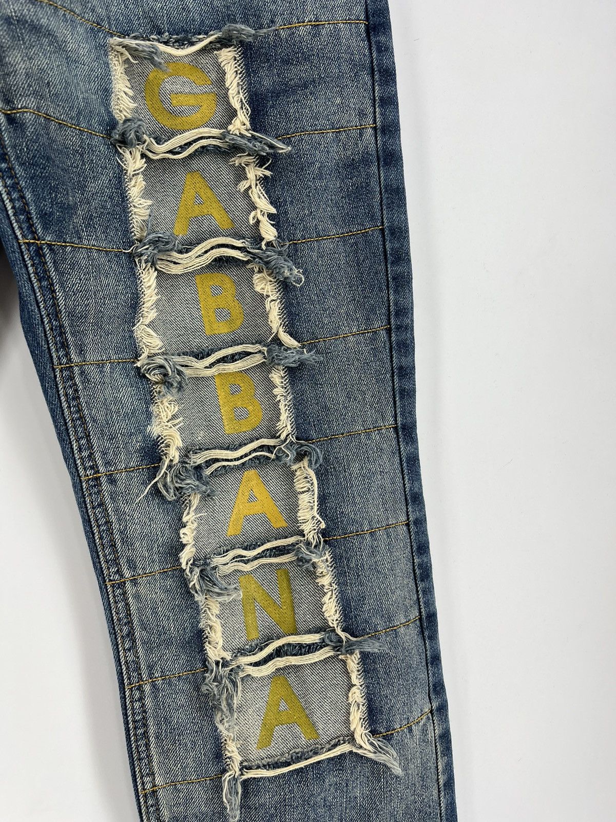 Dolce & Gabbana Vintage Dolce Gabbana Big Logo Distressed Denim Jeans W29 Size US 29 - 5 Thumbnail
