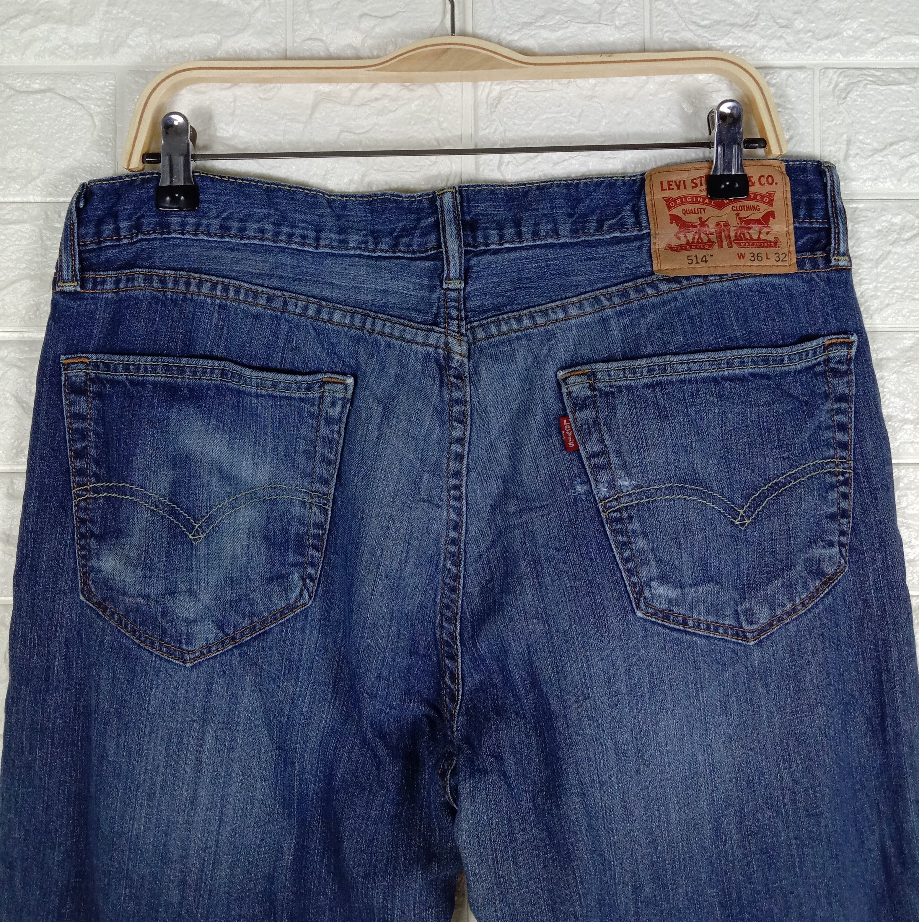 Levi's Vintage Levi’s 514 Jeans Blue Wash Distressed Denim Size US 36 / EU 52 - 6 Thumbnail