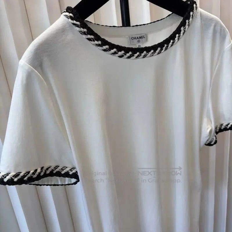 Chanel Chanel White Cotton T-shirt with Black Trim . Size L / US 10 / IT 46 - 1 Thumbnail