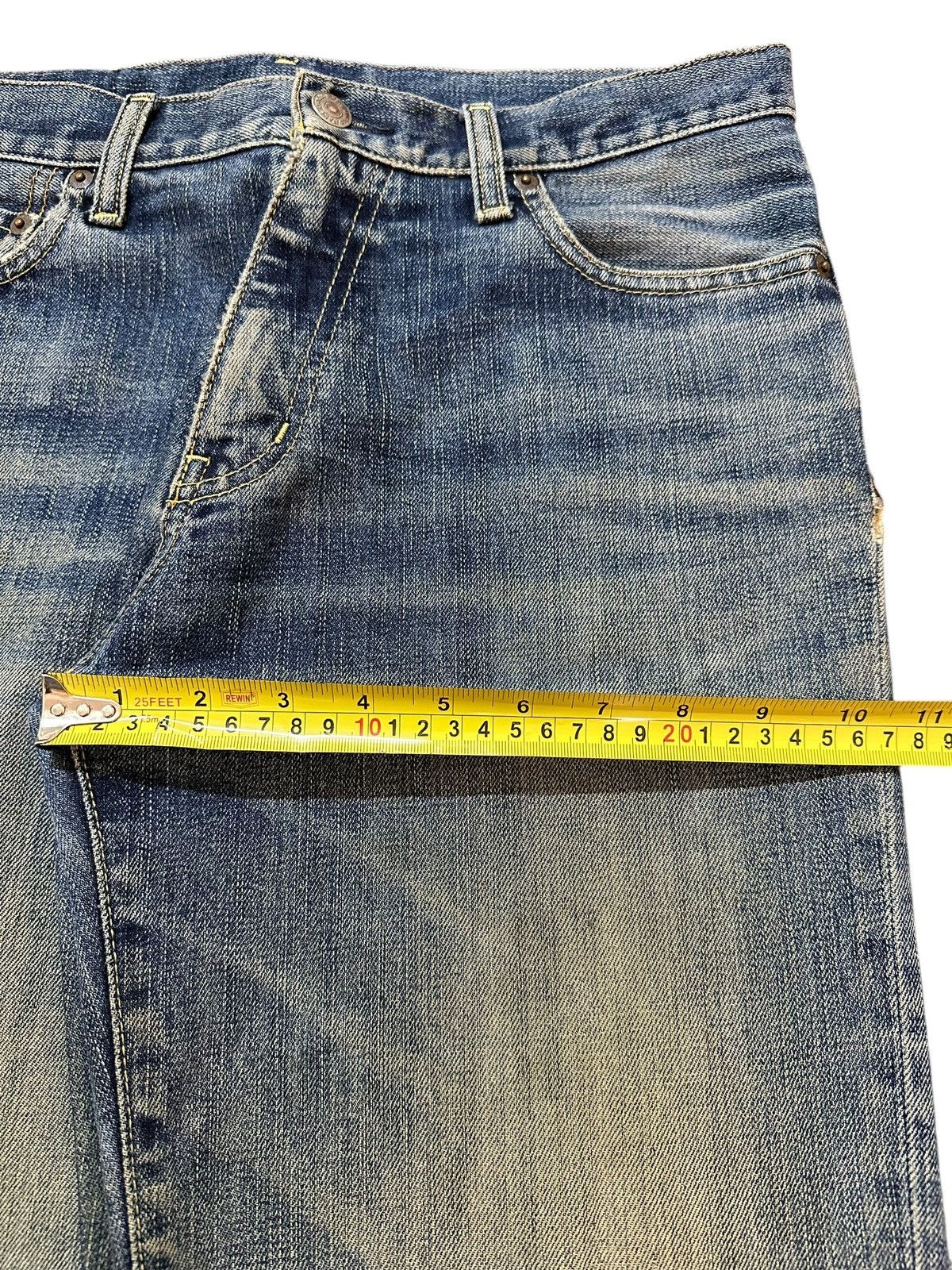 Uniqlo Vintage Japanese Uniqlo Mud Faded Wash Distress Style Jeans Size US 31 - 14 Thumbnail