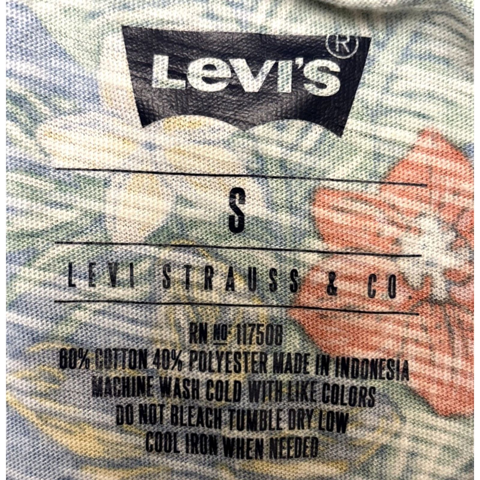 Levi's Levi's T-Shirt Blue Floral Crew Neck Short Sleeve Pocket Logo - Women Size S Regular Knit Cotton Tropical Braided? Size S / US 4 / IT 40 - 5 Thumbnail