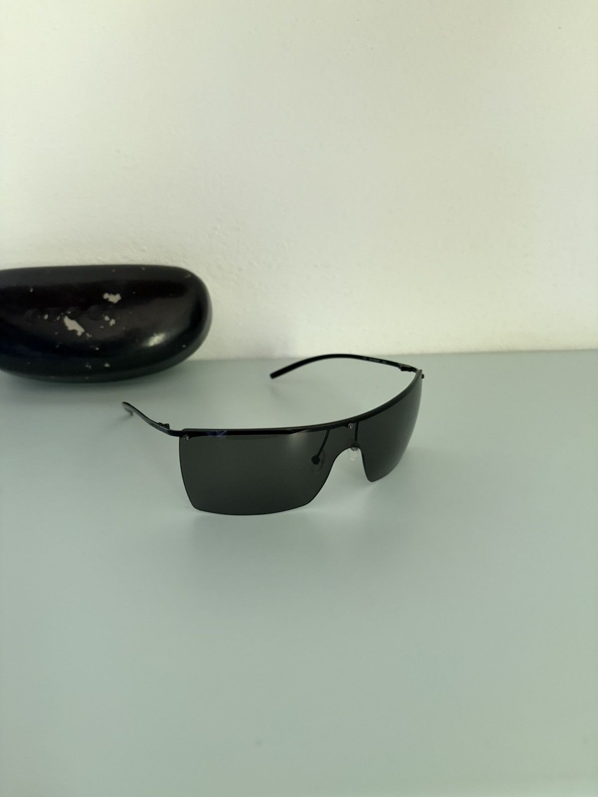 Gucci by Tom Ford early2000s dark mask sunglasses