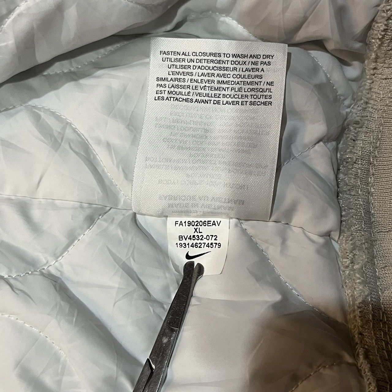 Nike Nike Sportswear Bomber Jacket Beige Size US XL / EU 56 / 4 - 16 Thumbnail