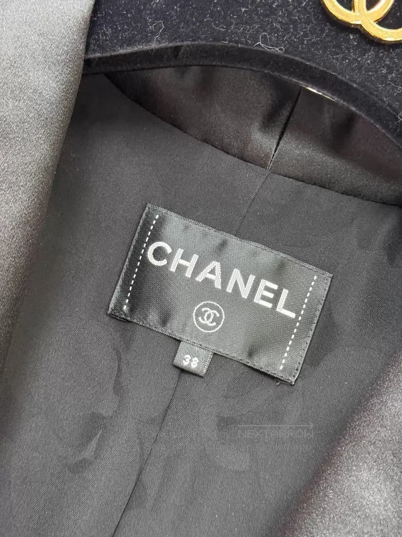 Chanel Chanel Glazed buckle satin lapel suit tweed long-sleeved j Size XS / US 0-2 / IT 36-38 - 5 Thumbnail