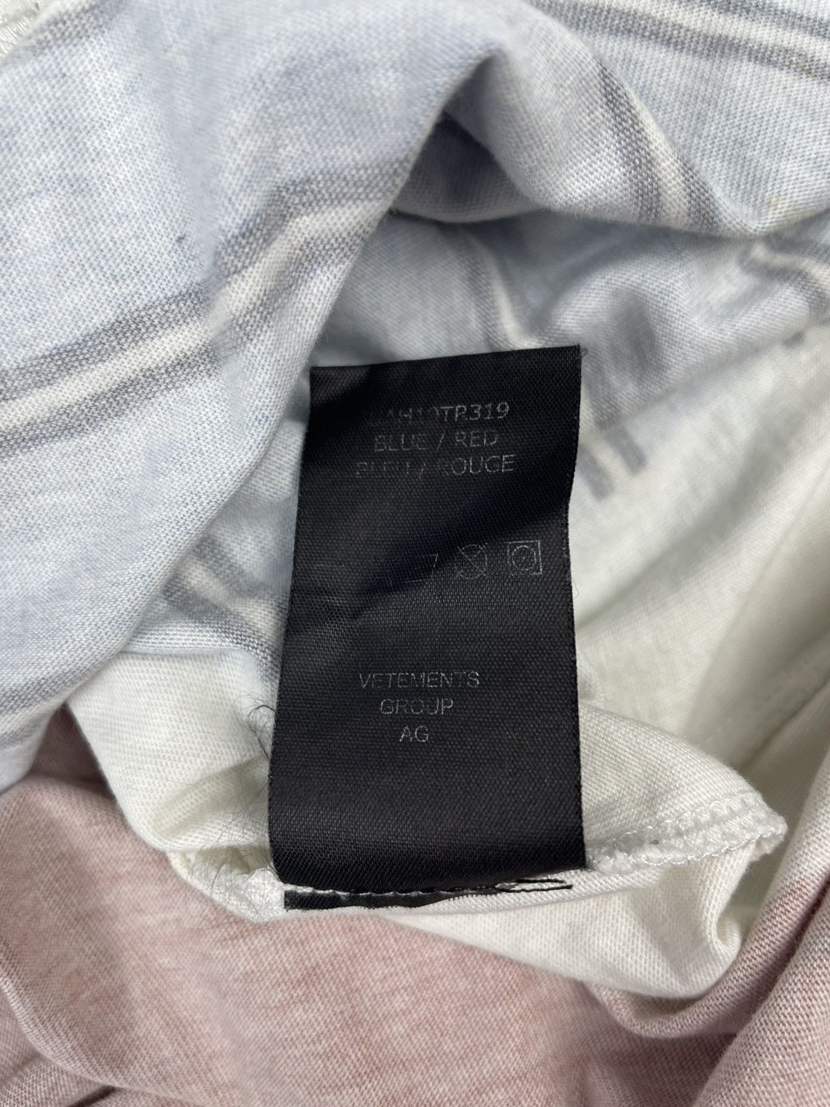 Vetements Vetements „i am a virgin but this is an old t-shirt“ Size US M / EU 48-50 / 2 - 7 Thumbnail