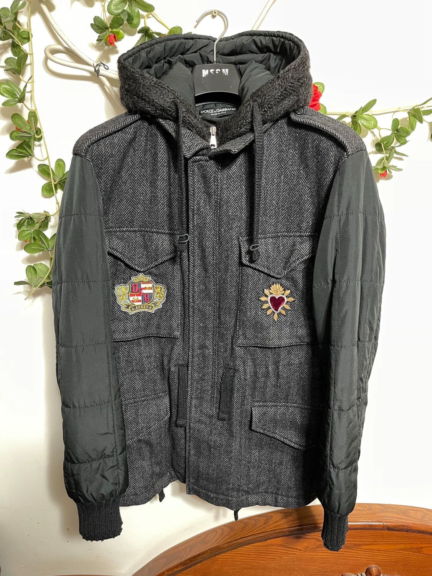 Dolce & Gabbana Dolce & Gabbana DG Thick Quilted Slim Coat 46 Size US S / EU 44-46 / 1 - 1 Thumbnail