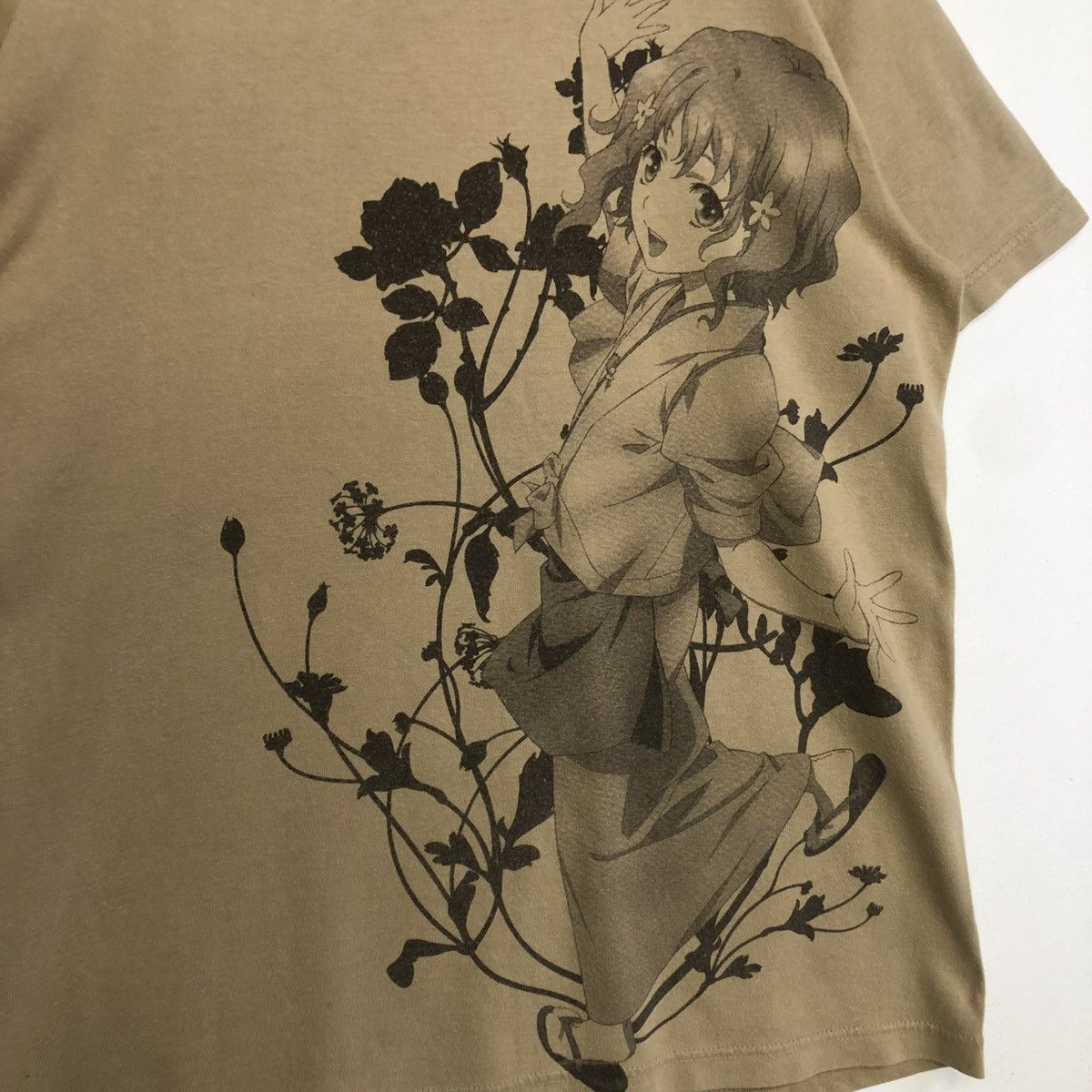 Anime HANASAKU IROHA ANIME X COSPA CHARACTER TSHIRT Size US S / EU 44-46 / 1 - 3 Thumbnail