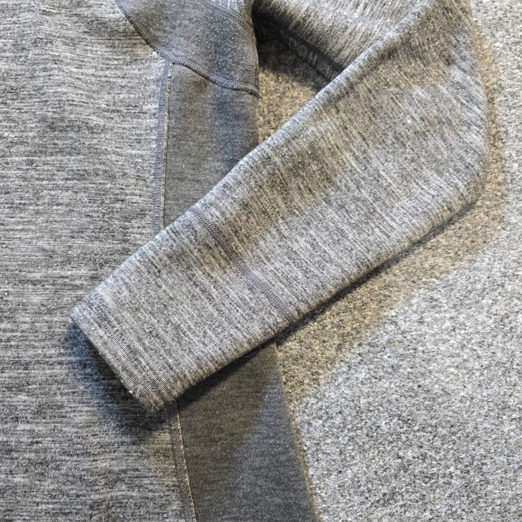 Vintage Title Nine Sweatshirt Womens Medium Gray Tunic Pocket Long Sleeve Golf Outdoor Size M / US 6-8 / IT 42-44 - 4 Thumbnail