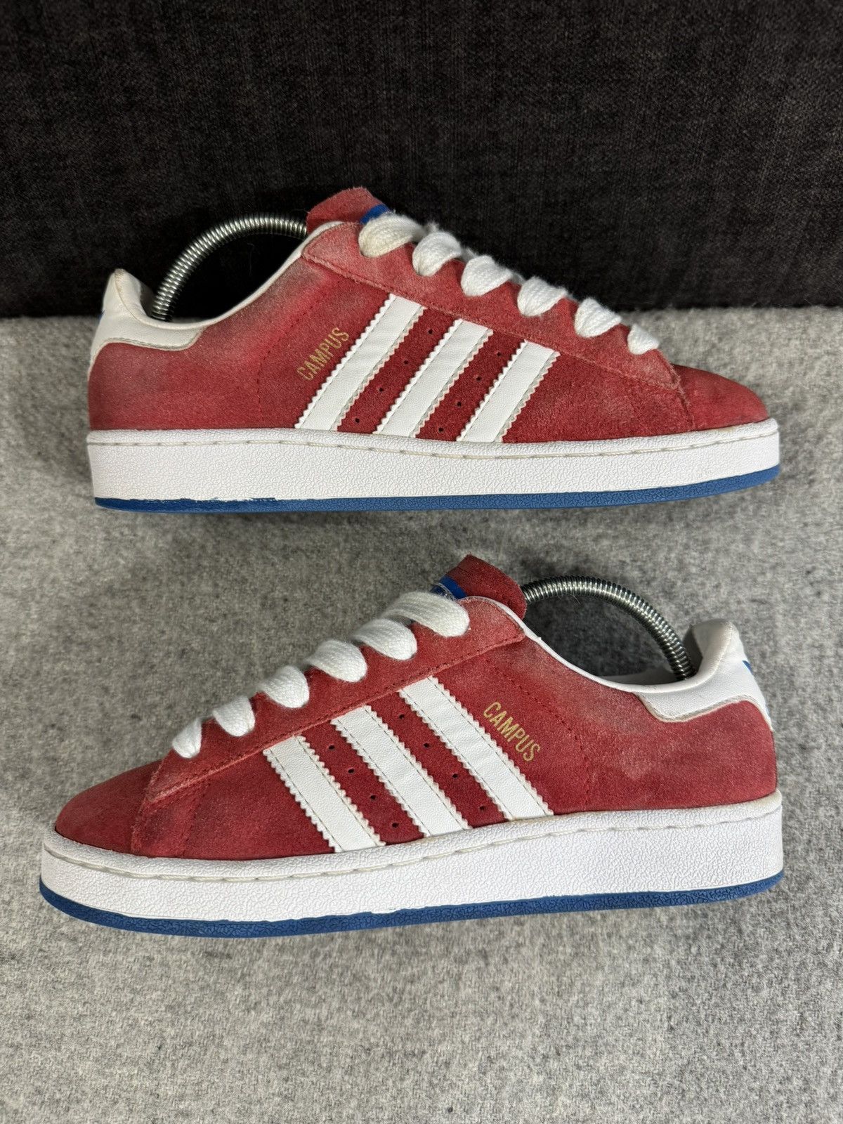 Adidas × Vintage Adidas Campus 2005 Vintage OG 00s red suede rare 36 sneakers Size US 4 / IT 34 - 2 Thumbnail