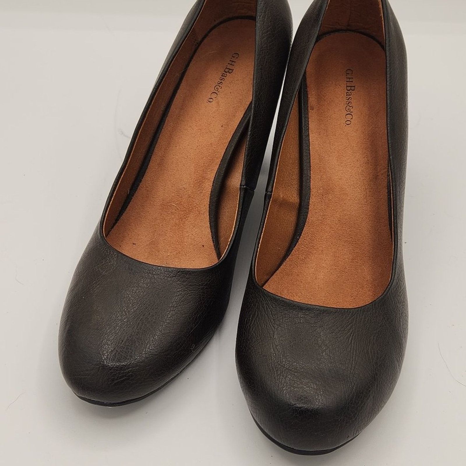 G.H. Bass & Co. G.H. Bass & Co. Chunky Heel Pumps Size US 10 / IT 40 - 1 Thumbnail