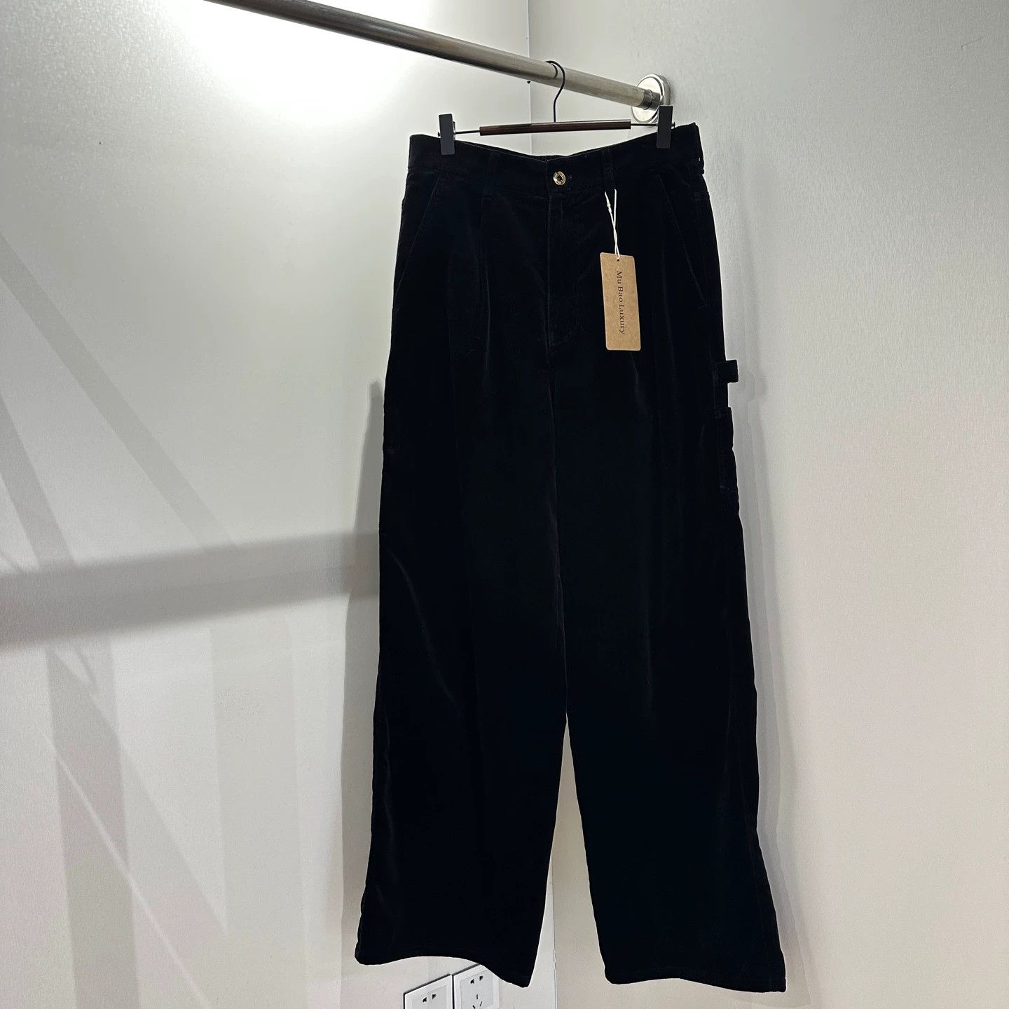 Miu Miu MIU MIU Velvet Logo Lettering Gold Buckle Pants 40 Size 27" / US 4 / IT 40 - 2 Thumbnail