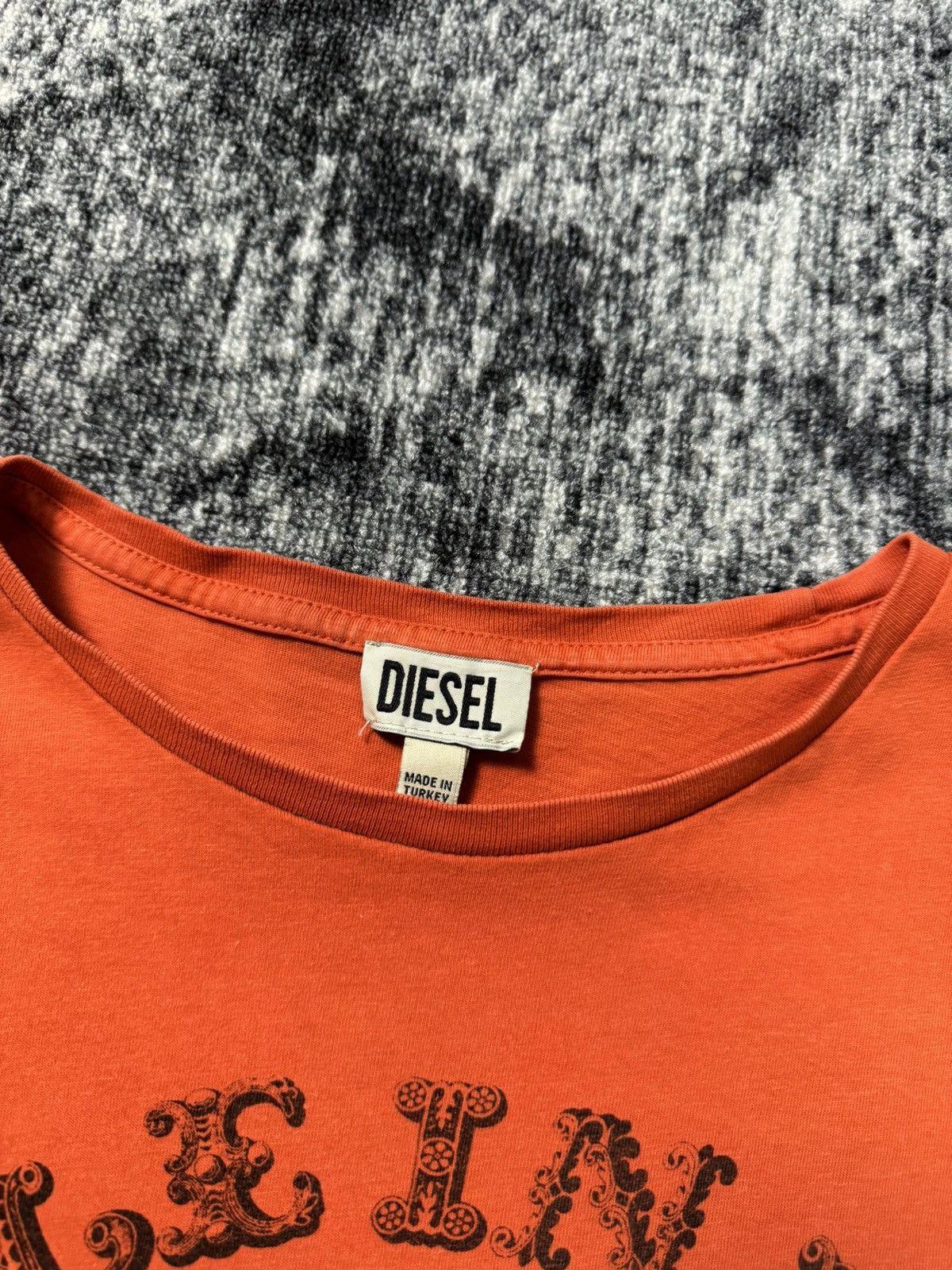 Diesel Vintage Diesel T shirt Skull Graphic Logo Orange Luxury 90s Size US M / EU 48-50 / 2 - 3 Thumbnail