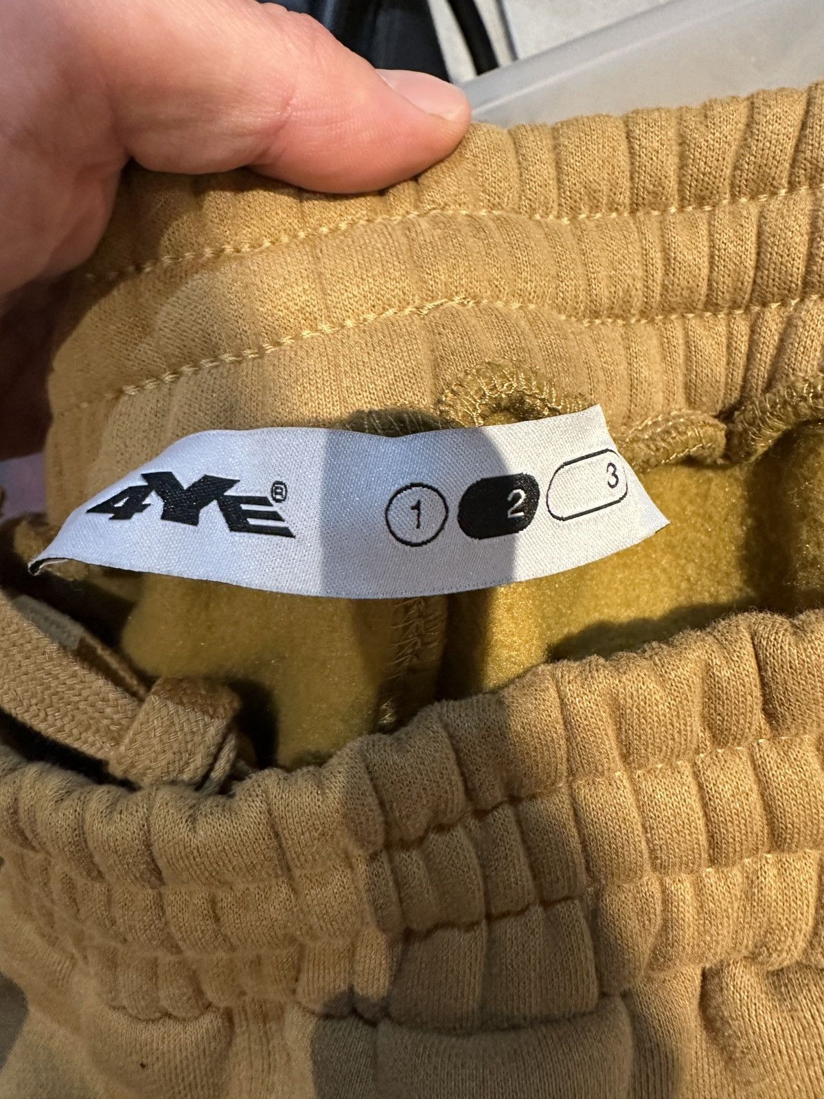 Other 4ye Beige Jogging Pants Size US 32 / EU 48 - 2 Thumbnail