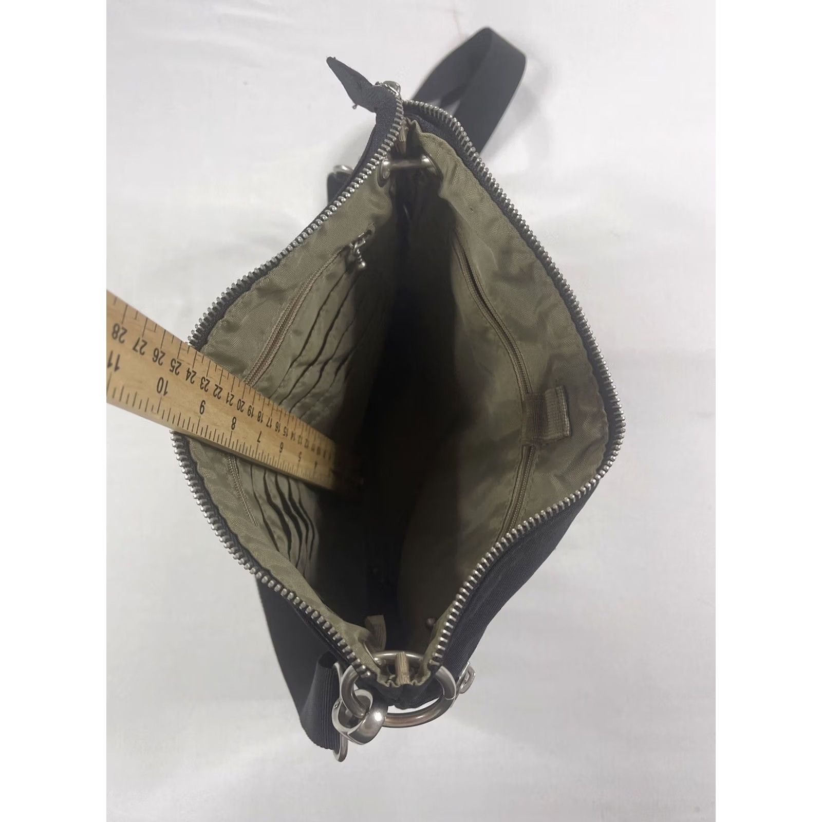 Vintage Baggallini Tulum Crossbody Black & Silver Nylon Medium Zip Bag Handbag Travel Organizer Pockets Women's Baggallini Tulum Hat? Size ONE SIZE - 6 Thumbnail