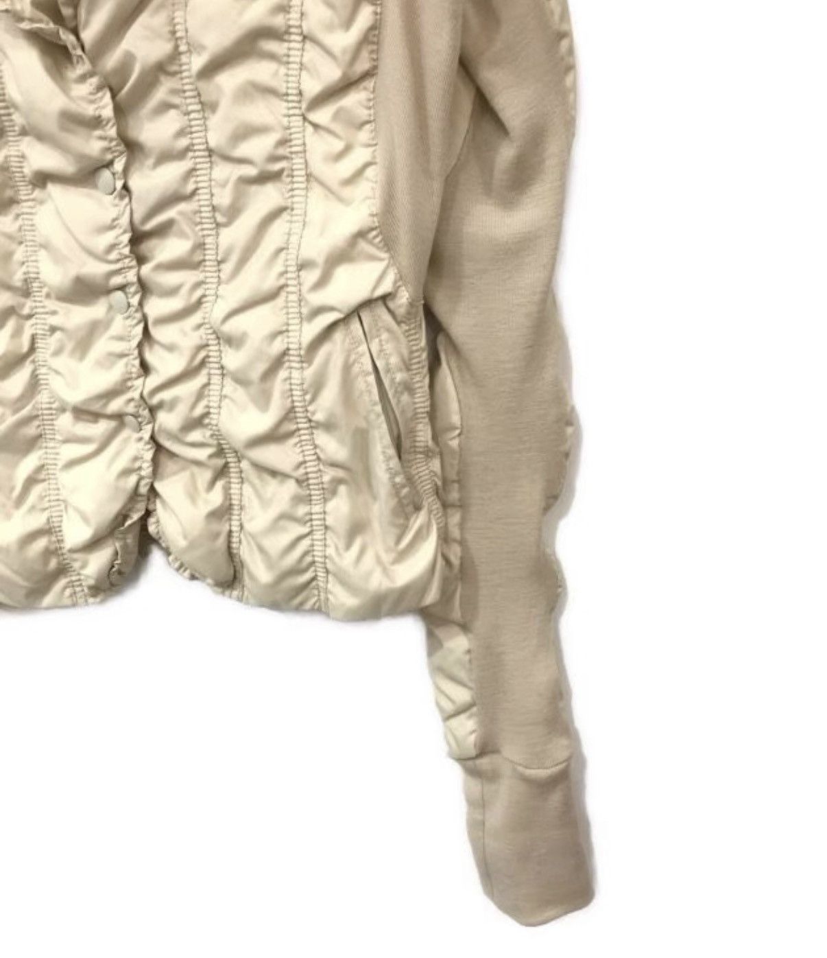 Issey Miyake ISSEY MIYAKE Ivory White Pleated Sculpted Top K24 Size M / US 6-8 / IT 42-44 - 4 Thumbnail