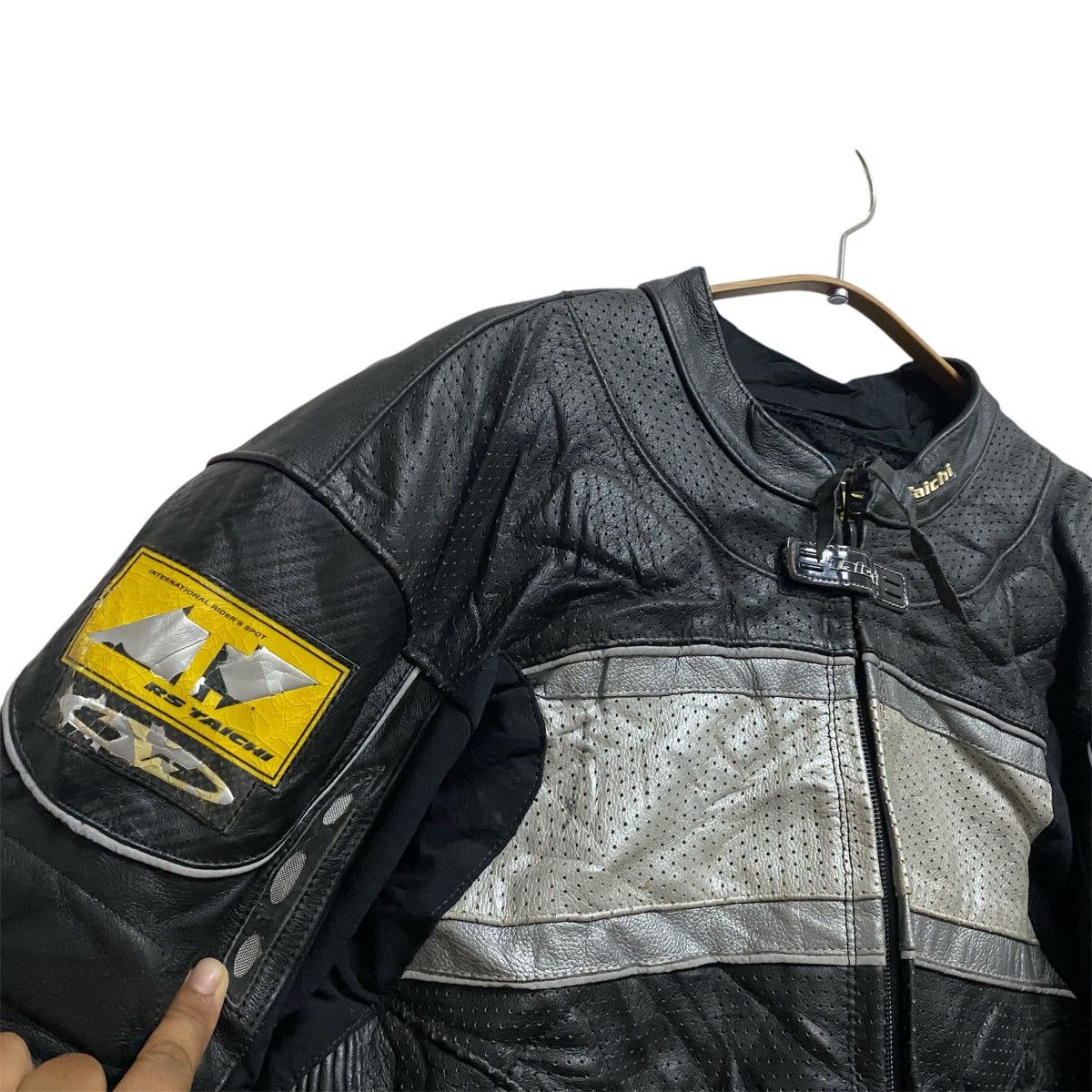 Japanese Brand Vintage Rs Taichi Racing Team Design motorsport Motogp Suit Size US XL / EU 56 / 4 - 3 Thumbnail
