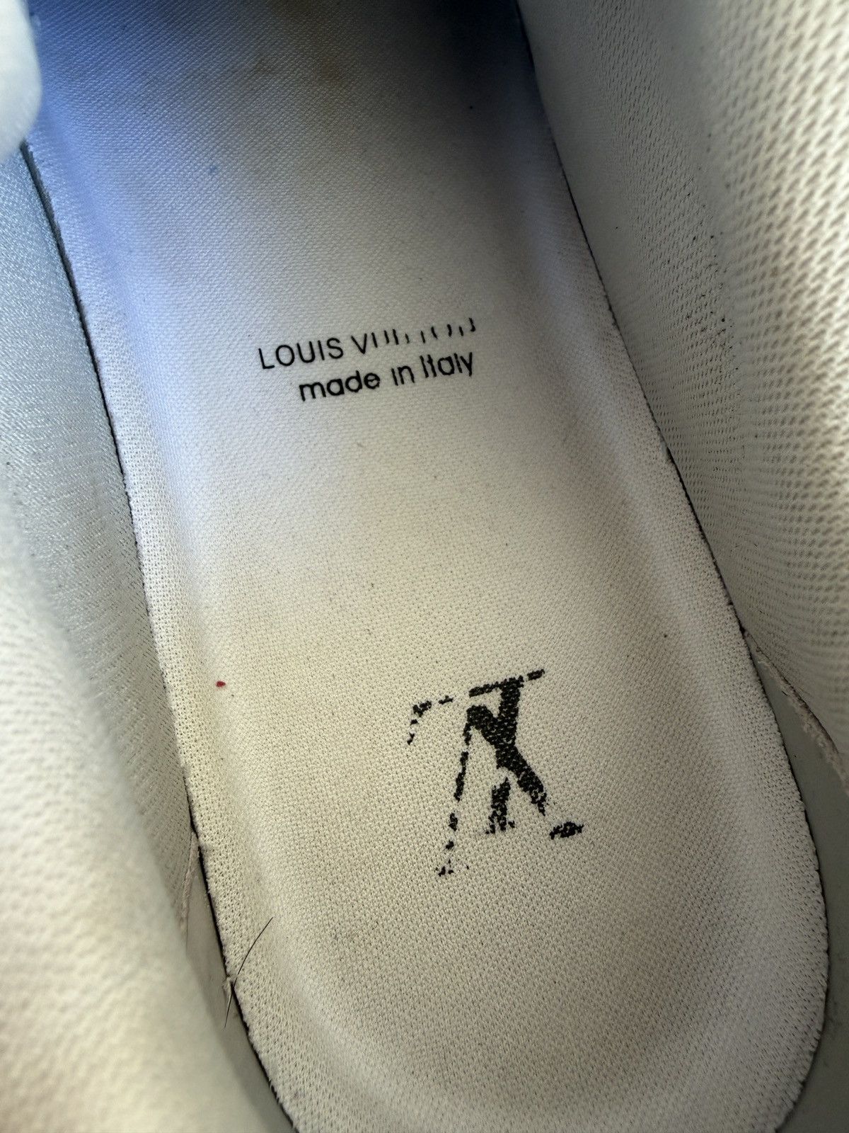 Louis Vuitton lv trainers by Virgil Abloh Size US 9 / EU 42 - 9 Thumbnail