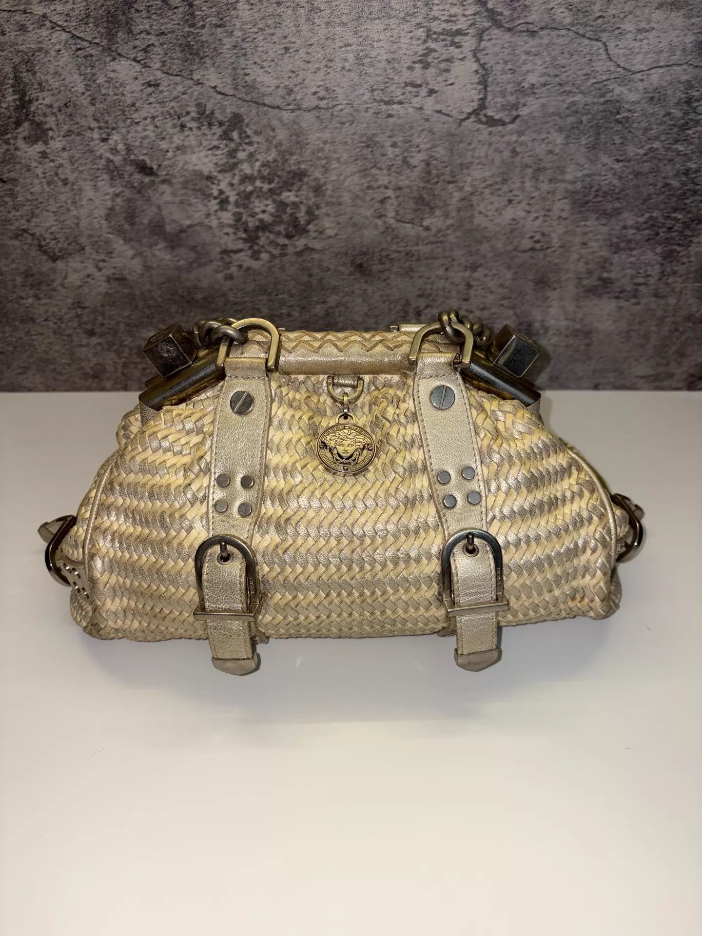 Versace Versace 2005 Medusa Gold Coin Frog Mouth Bag Wmn Size ONE SIZE - 2 Thumbnail