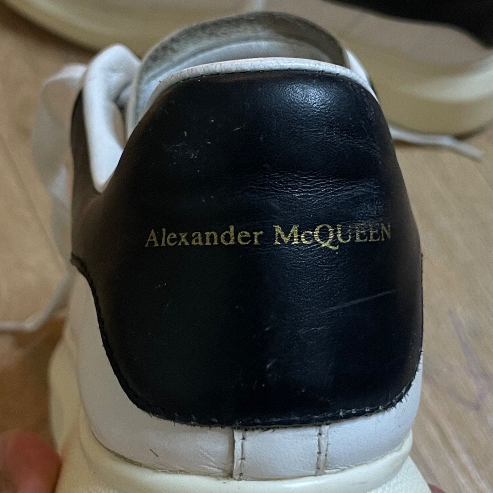 Alexander McQueen Alexander Mcqueen Oversized sneakers Leather LOW top White Size US 8 / EU 41 - 7 Thumbnail