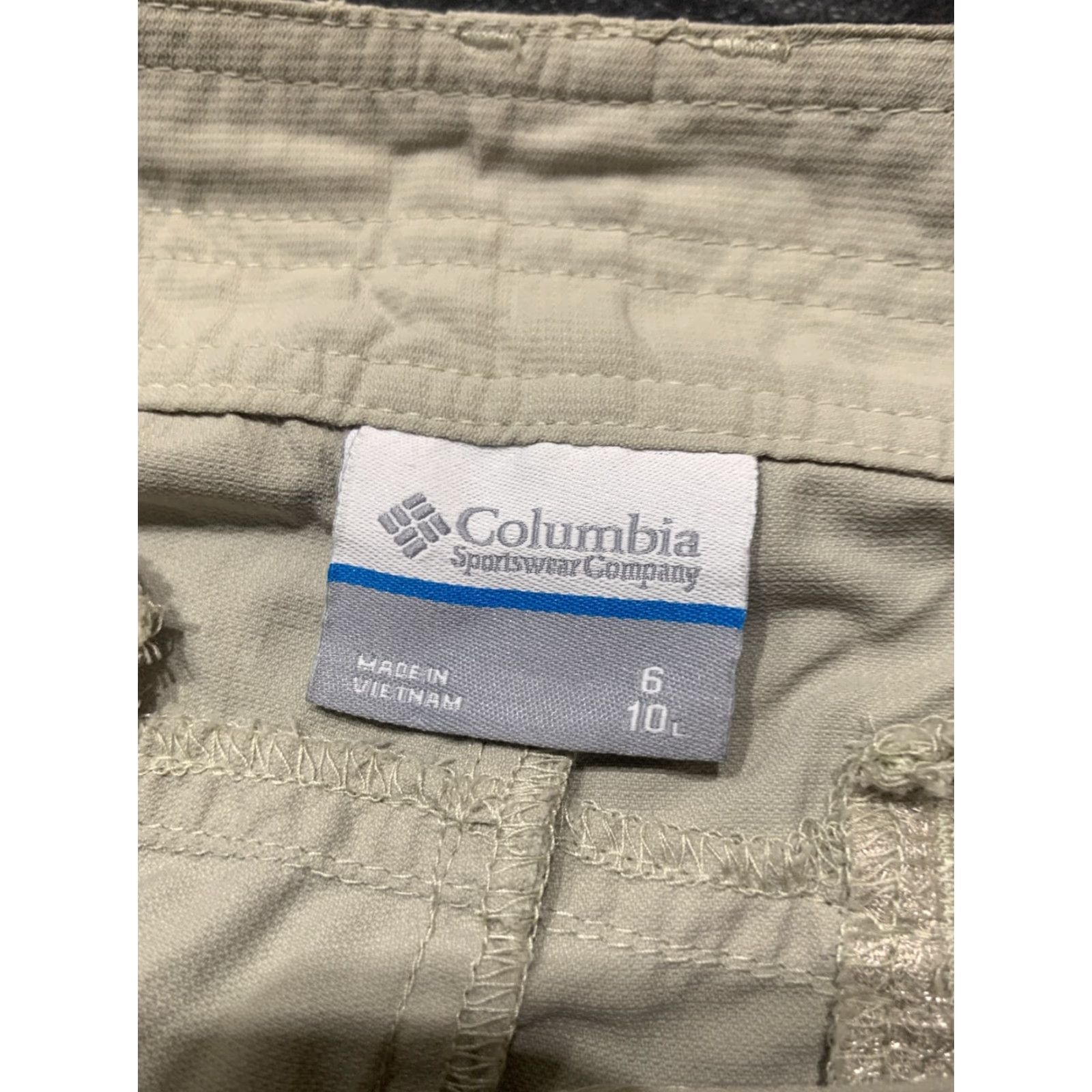Vintage Columbia Women's Hiking Cargo Shorts Size 6 Outdoor Beige Chino Cotton Flat Front Ladies Size 28" / US 6 / IT 42 - 6 Thumbnail