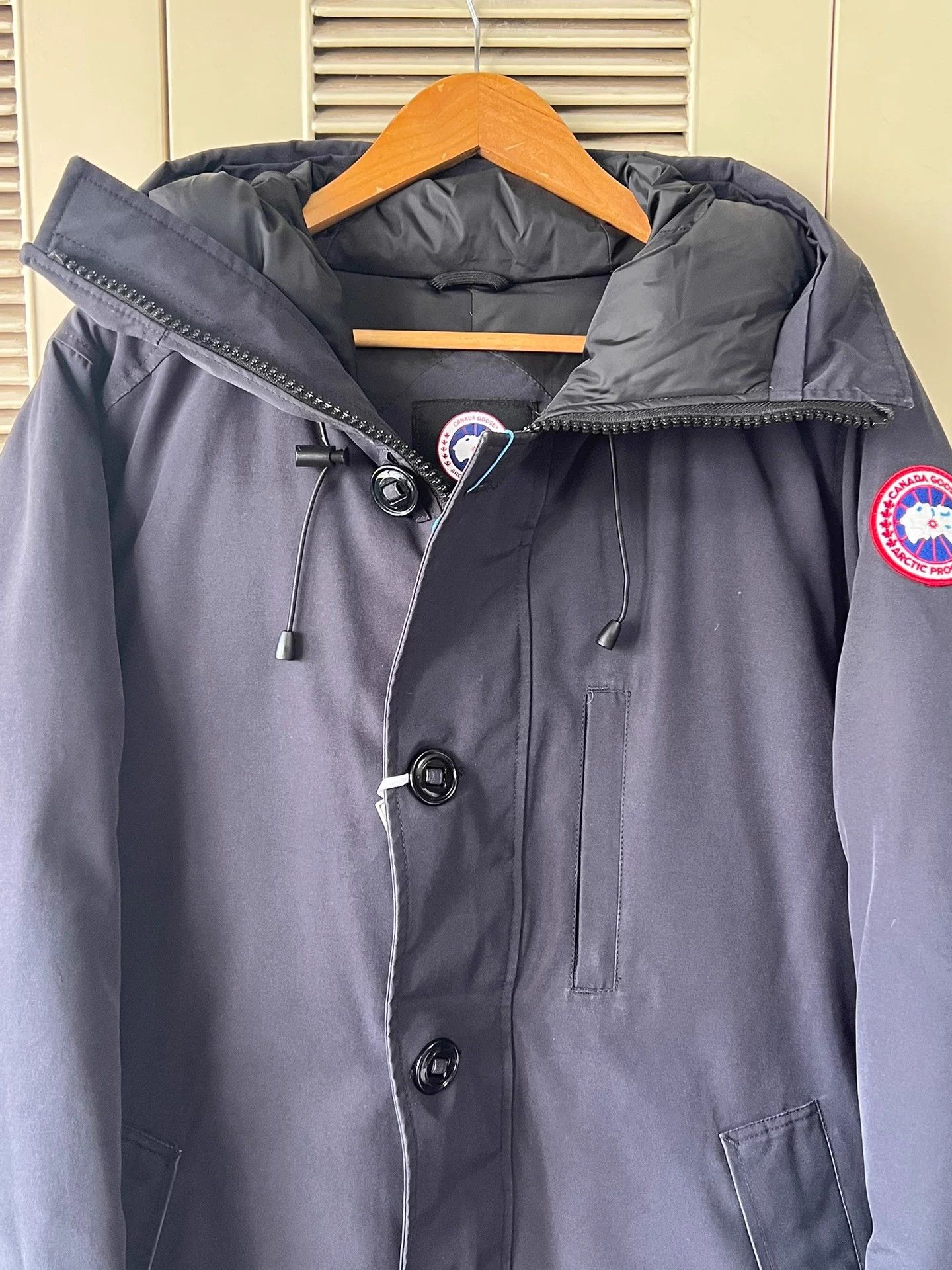 Canada Goose Canada Goose Chateau M navy down jacket hooded mid Size US M / EU 48-50 / 2 - 3 Thumbnail