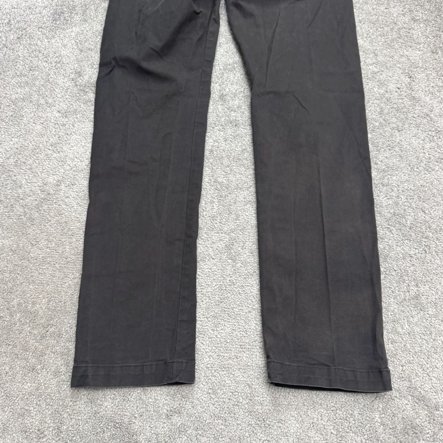 Banana Republic Banana Republic Fulton Skinny Chino Pants Mens 33x34 Dark Gray Straight Cotton Regular Slim Detail: Button Zip Pockets Breathable Stretch Size US 33 - 3 Thumbnail