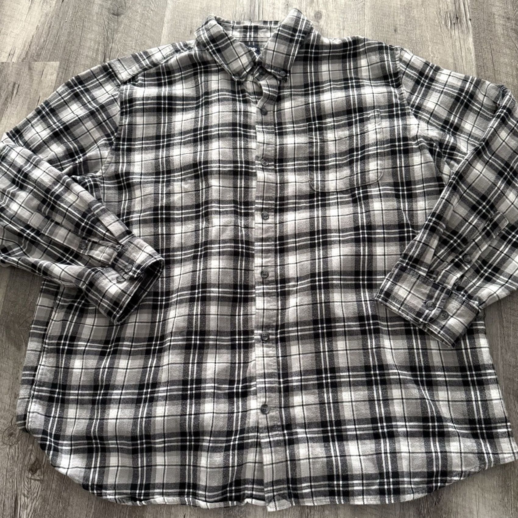 Lands' End Lands' End Shirt Mens XXL Traditional Fit Charcoal Plaid Flannel Button-Up Long Sleeve Casual Pockets Weathered Outdoor Size US XXL / EU 58 / 5 - 7 Thumbnail