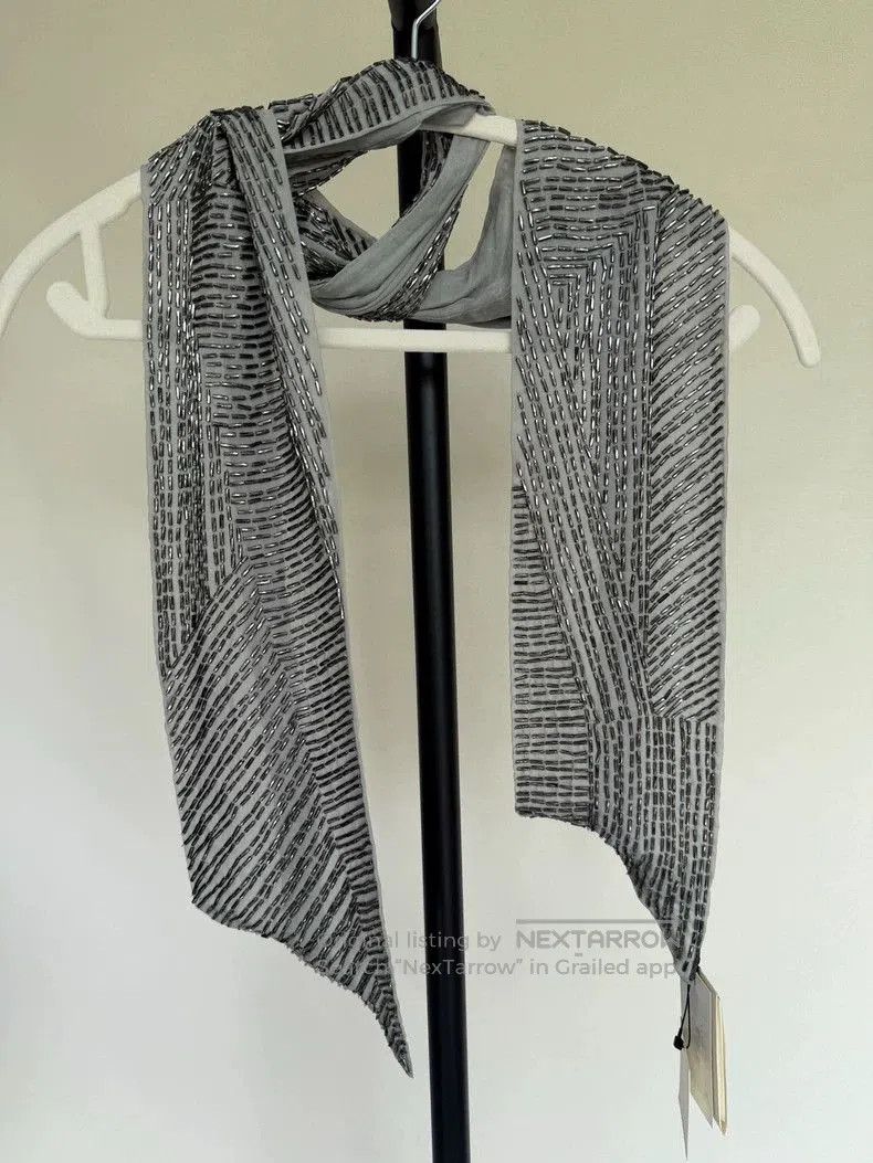 Dries Van Noten Dries van Noten Beaded Silk Scarf. Size ONE SIZE - 4 Thumbnail