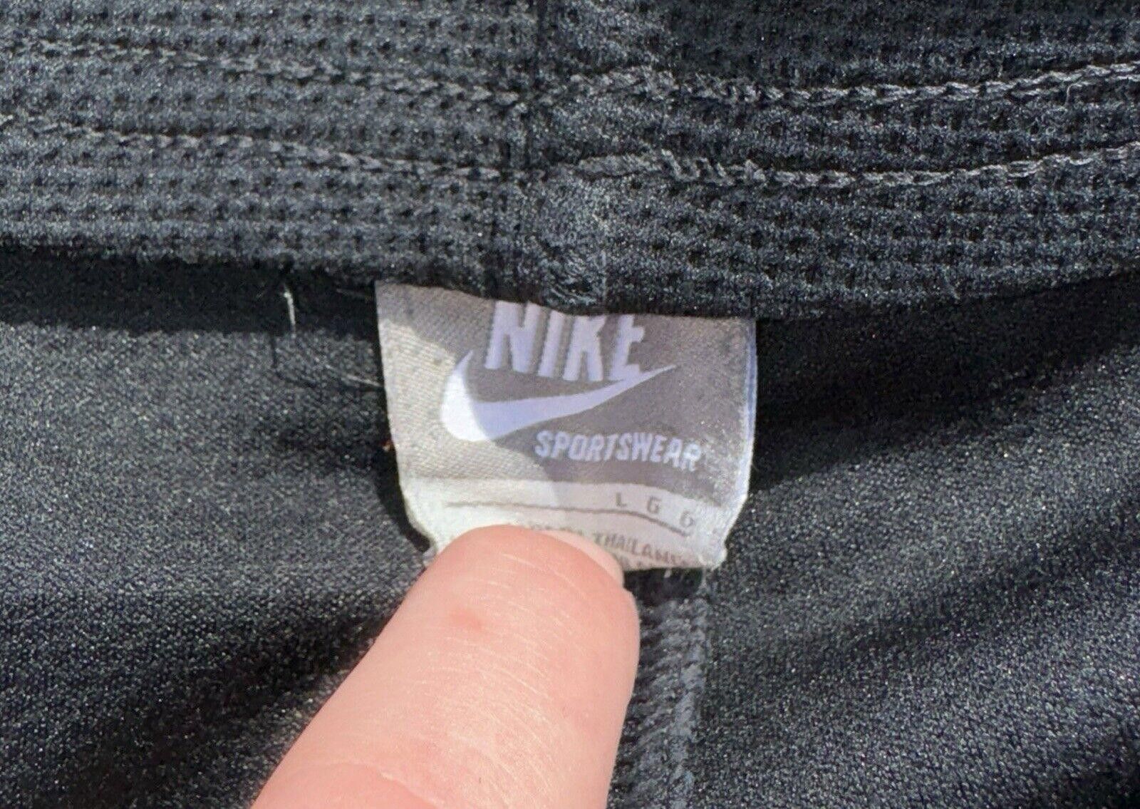 Nike Vintage Nike Y2K Black Zippered Track Pants Sweatpants Sz L Size US 34 / EU 50 - 8 Thumbnail