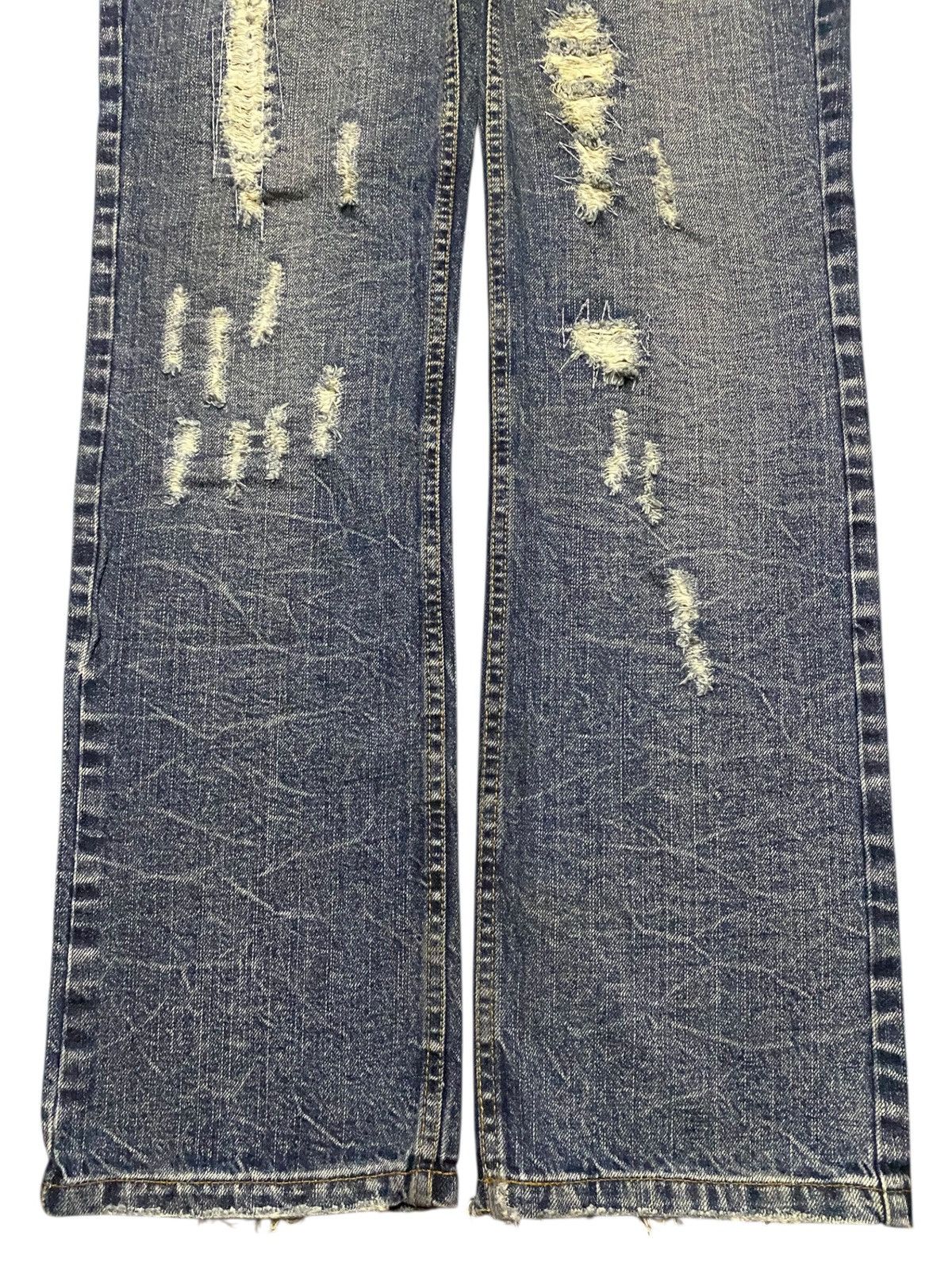 Le Grande Bleu (L.G.B.) Vintage Japanese Brand Thunder Distressed Little Bootcut Size US 35 - 5 Thumbnail