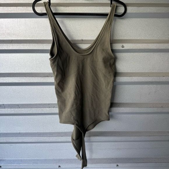 Abercrombie & Fitch Abercrombie & Fitch Olive Green Women's Bodysuit Sz Medium M Size M / US 6-8 / IT 42-44 - 2 Thumbnail