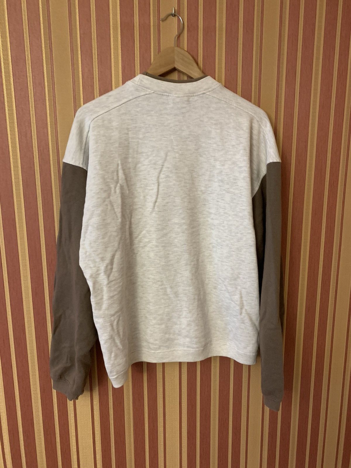Vintage Vintage Nike USA Spell Out 90s Sweatshirt Crewneck Sweater Size US M / EU 48-50 / 2 - 8 Thumbnail