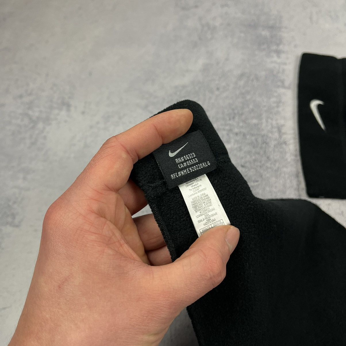 Nike Vintage Nike swoosh y2k gorpcore fleece scarf 00’s Size ONE SIZE - 6 Thumbnail