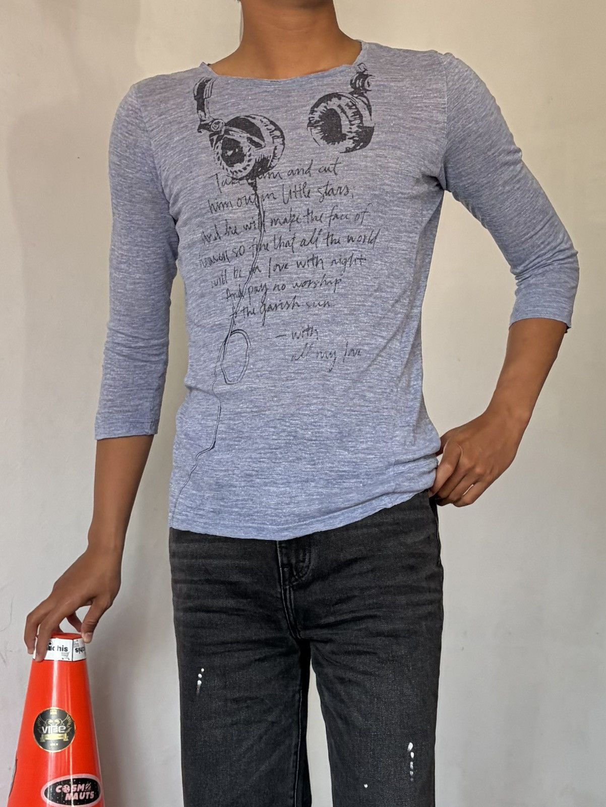 GOA 2000s japanese un line vkei poem raglan tshirt Size US M / EU 48-50 / 2 - 1 Thumbnail