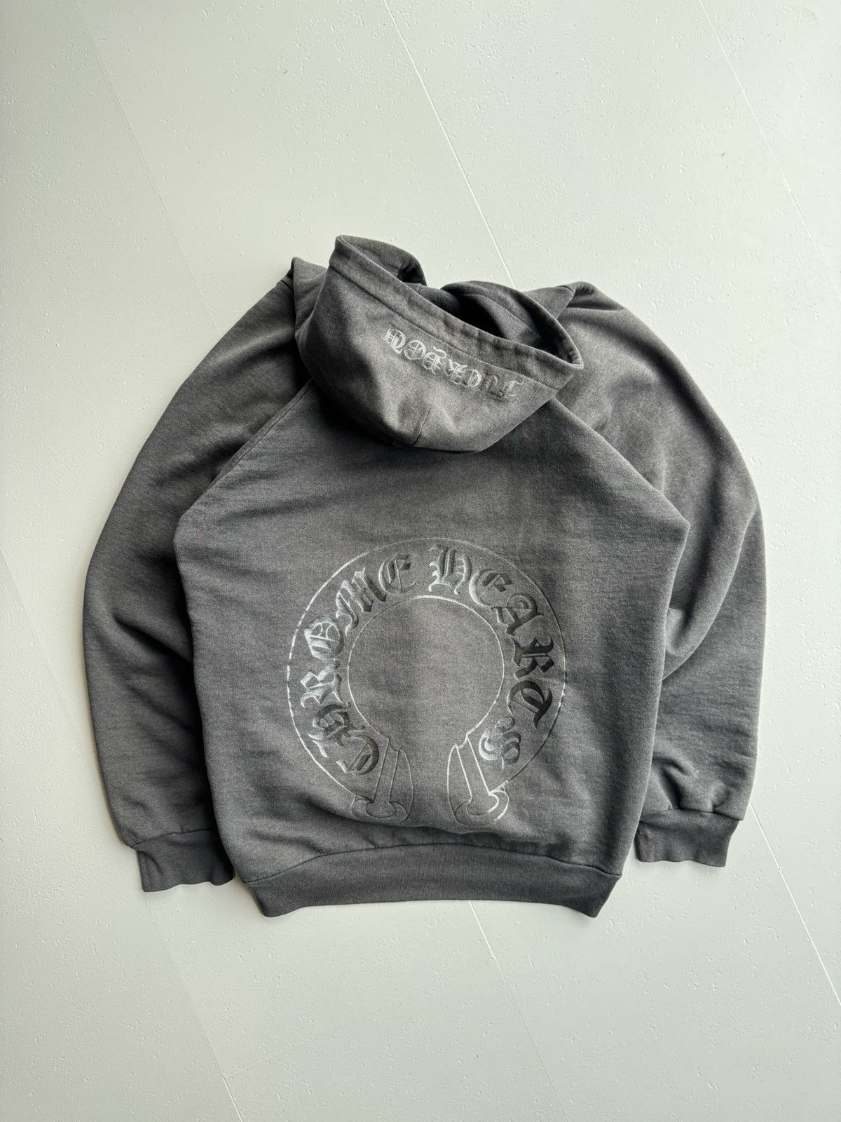 Chrome Hearts Vintage faded chrome hearts black tonal horse shoe hoodie Size US M / EU 48-50 / 2 - 1 Thumbnail