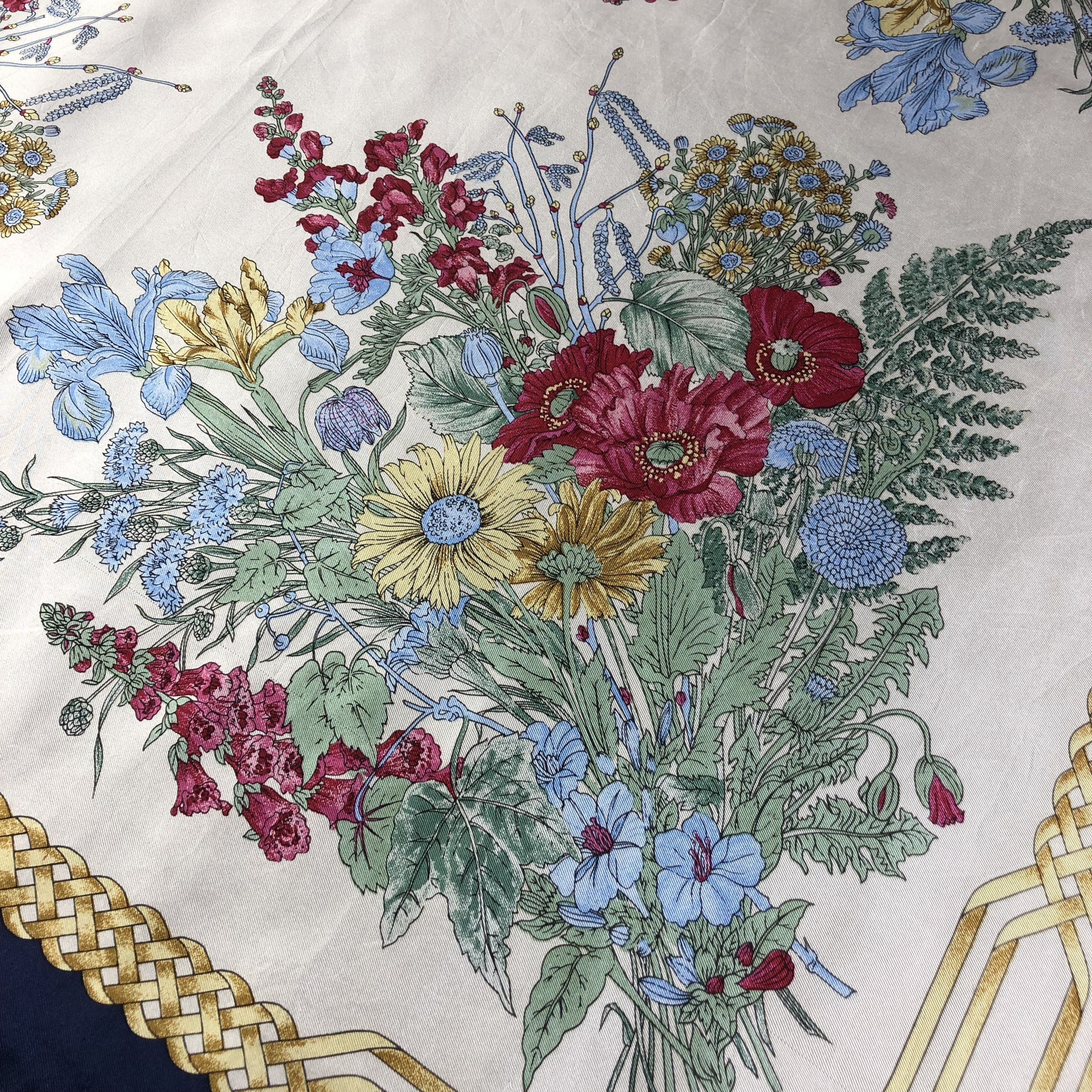 Luxury Floral Silk Scarf M722