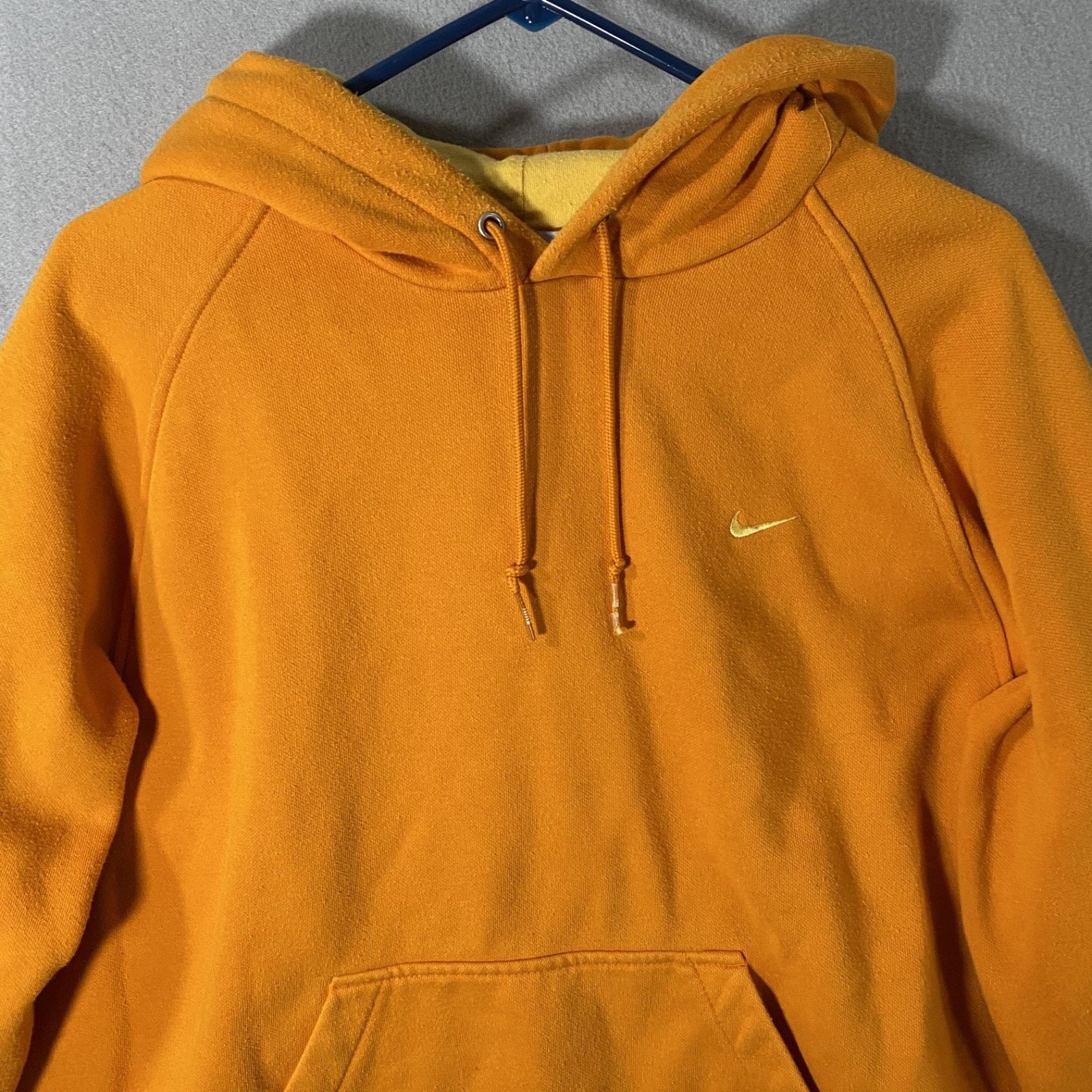 Nike Nike Swoosh Logo Pullover Hoodie Sweatshirt Yellow Large Vtg Size US L / EU 52-54 / 3 - 2 Thumbnail