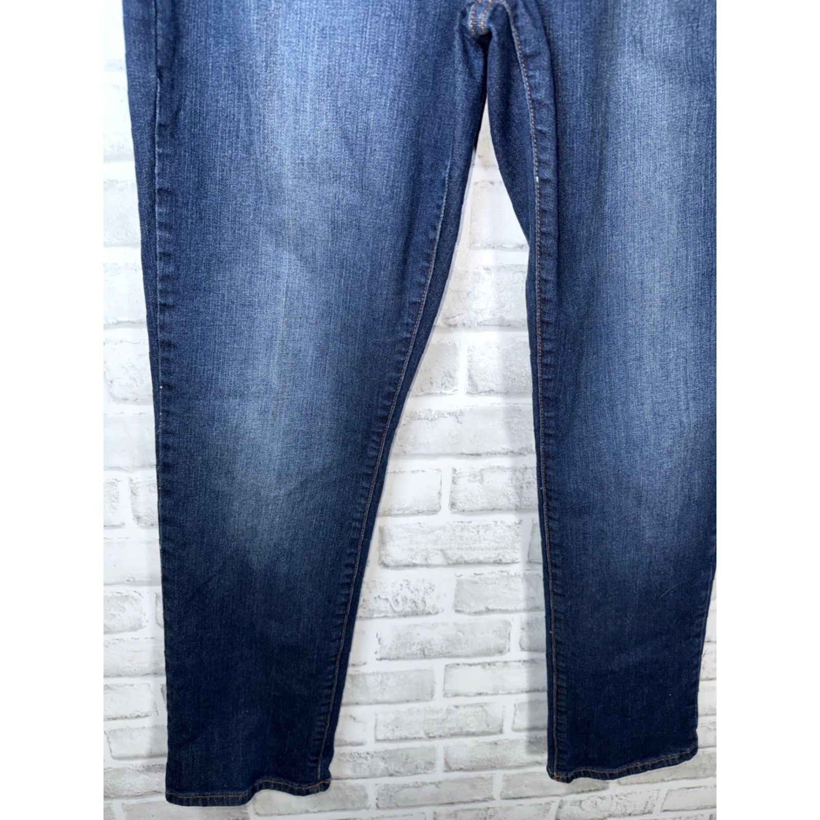 Lucky Brand Lucky Brand Sofia Straight Jeans Dark Wash Womens Size 10 30” Inseam Blue Shirt Size 32" / US 10 / IT 46 - 5 Thumbnail